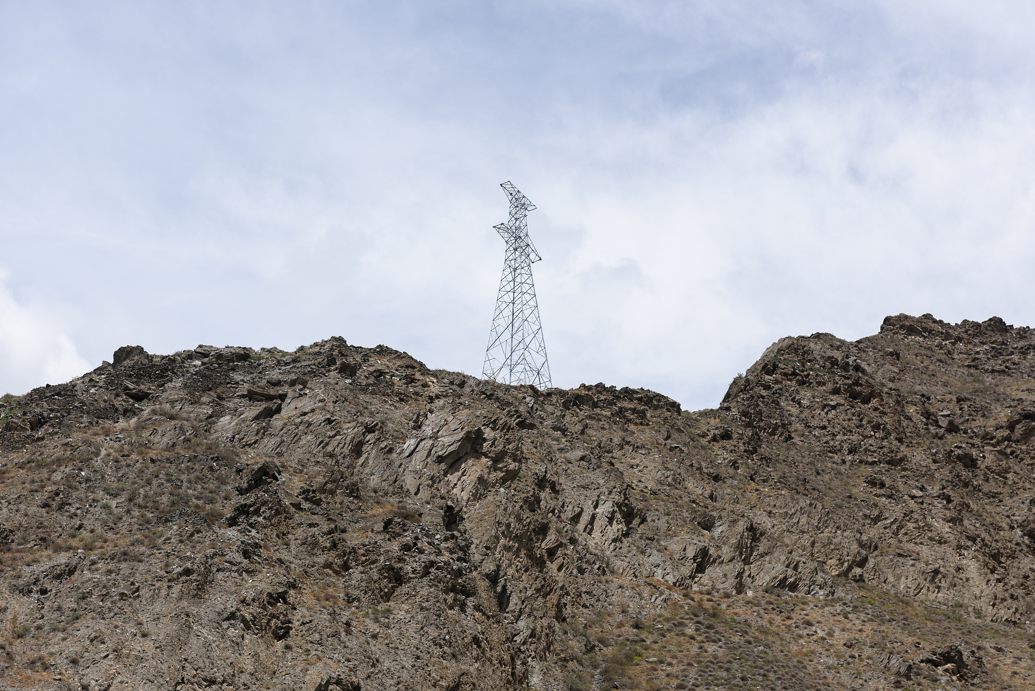 四川电力职业技术学院专业设置：电力工程类、电子信息类等五大类别