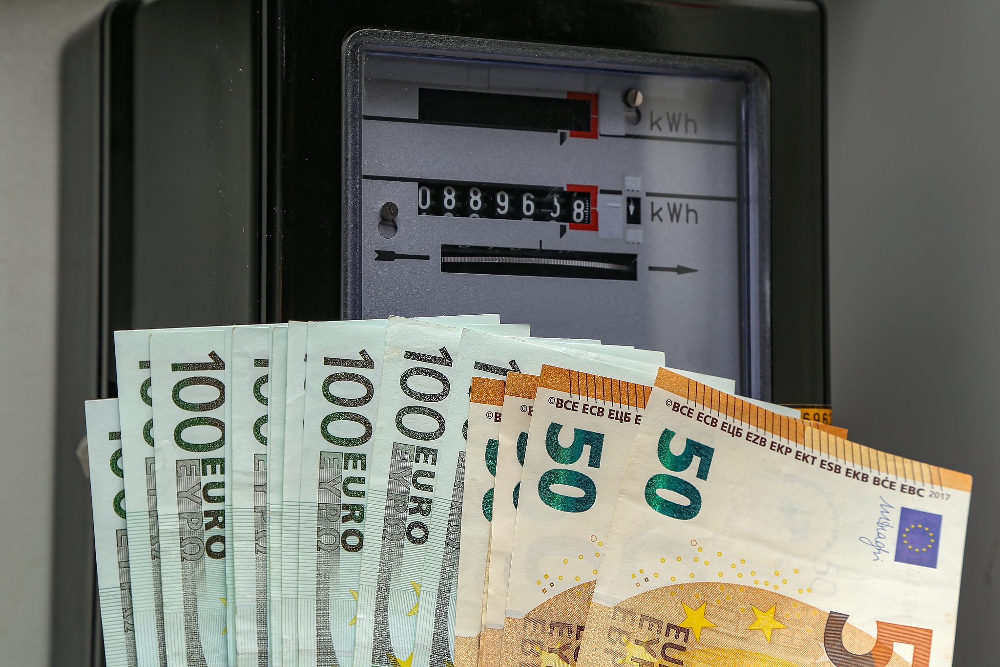 智能电表管理系统发明专利：提升效率与用户体验