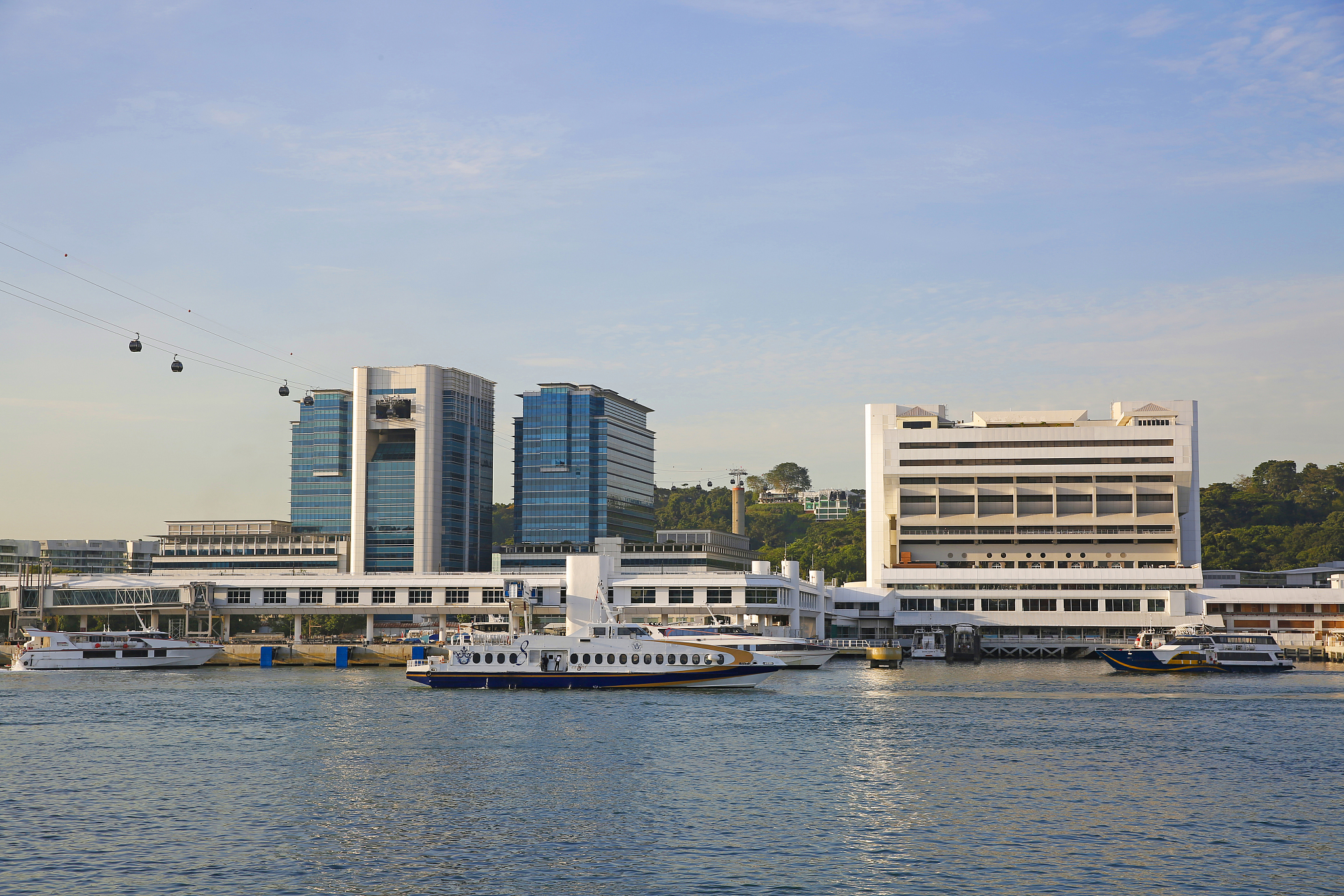 Vessel's Voyage from Changshu to Tianjin Port via Bohai Strait Vessel's Voyage from Changshu to Tianjin Port via Bohai Strait