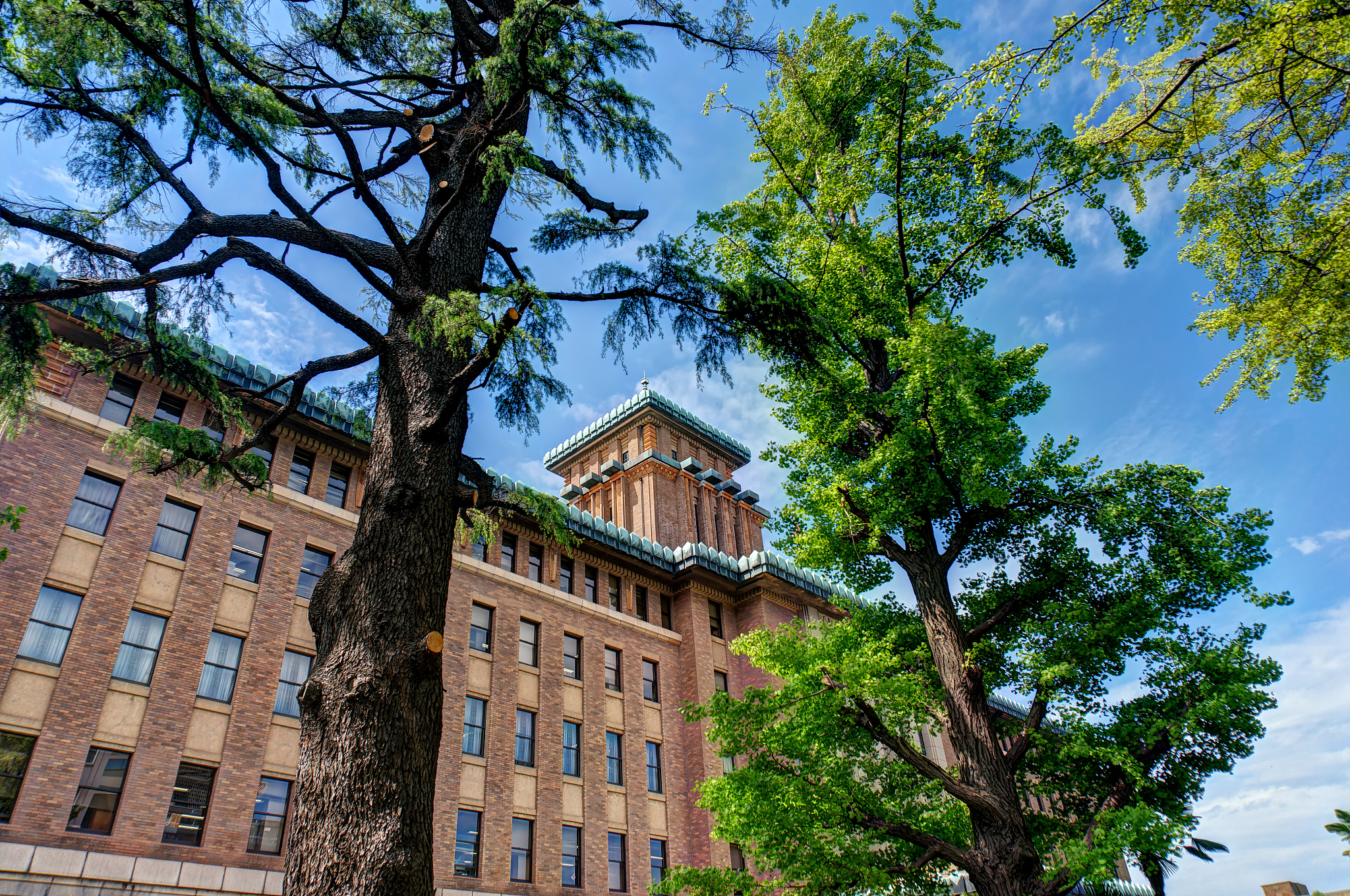 kanagawa prefecture government building.