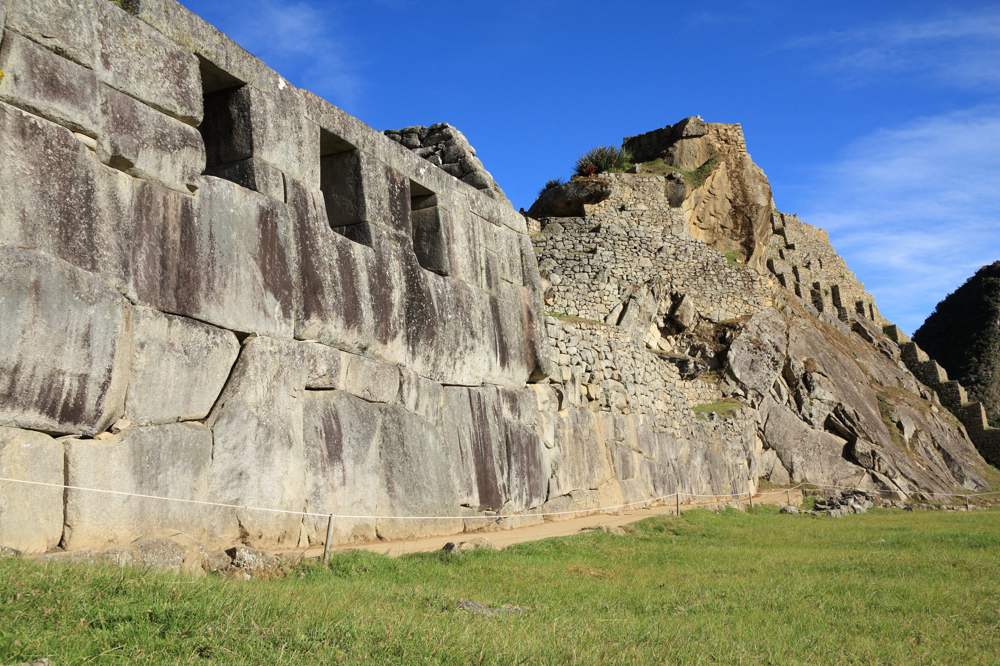 国道318名山区黑竹至雨城区多营段改建工程第一标段道路翻新施工组织设计