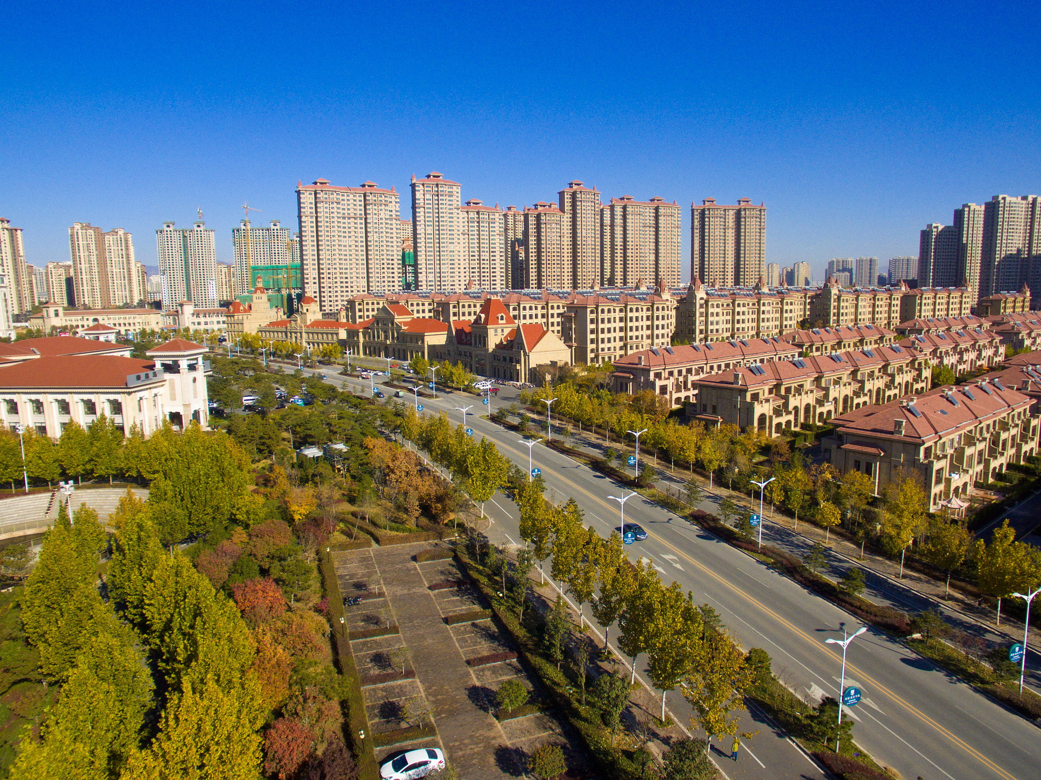 河北省秦皇岛城市建筑风光