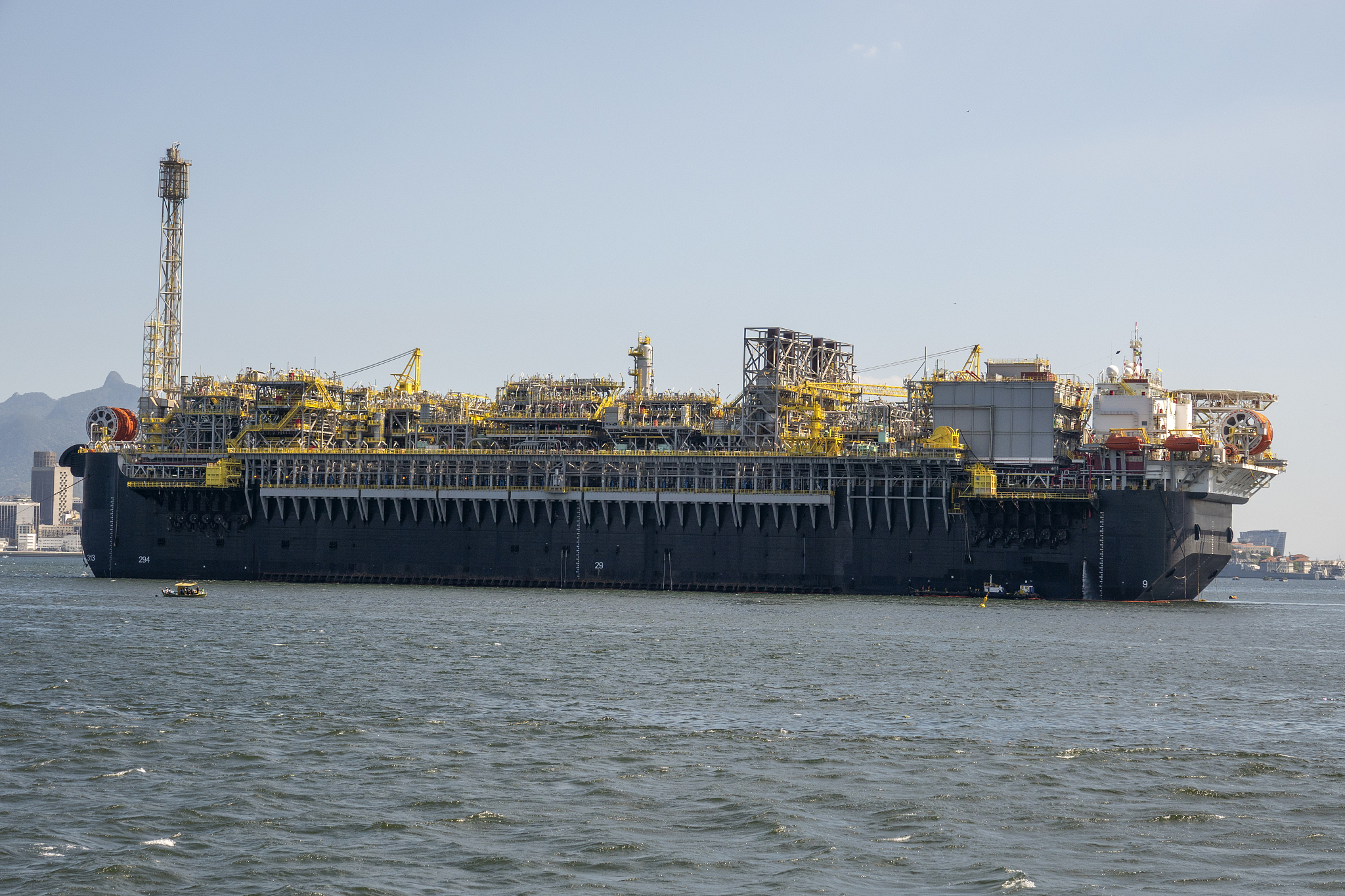 offshore oil platform