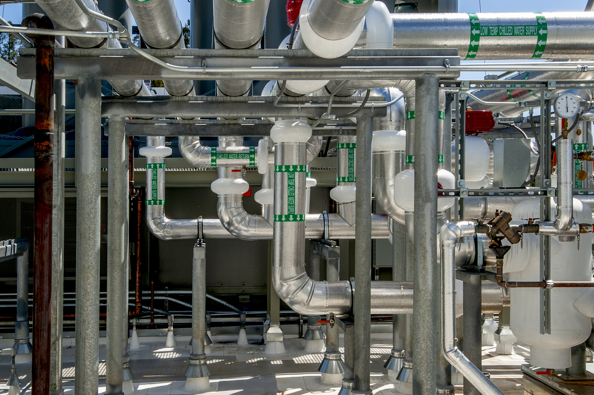 冷热设备安装：中国设备工程需要分开吗？