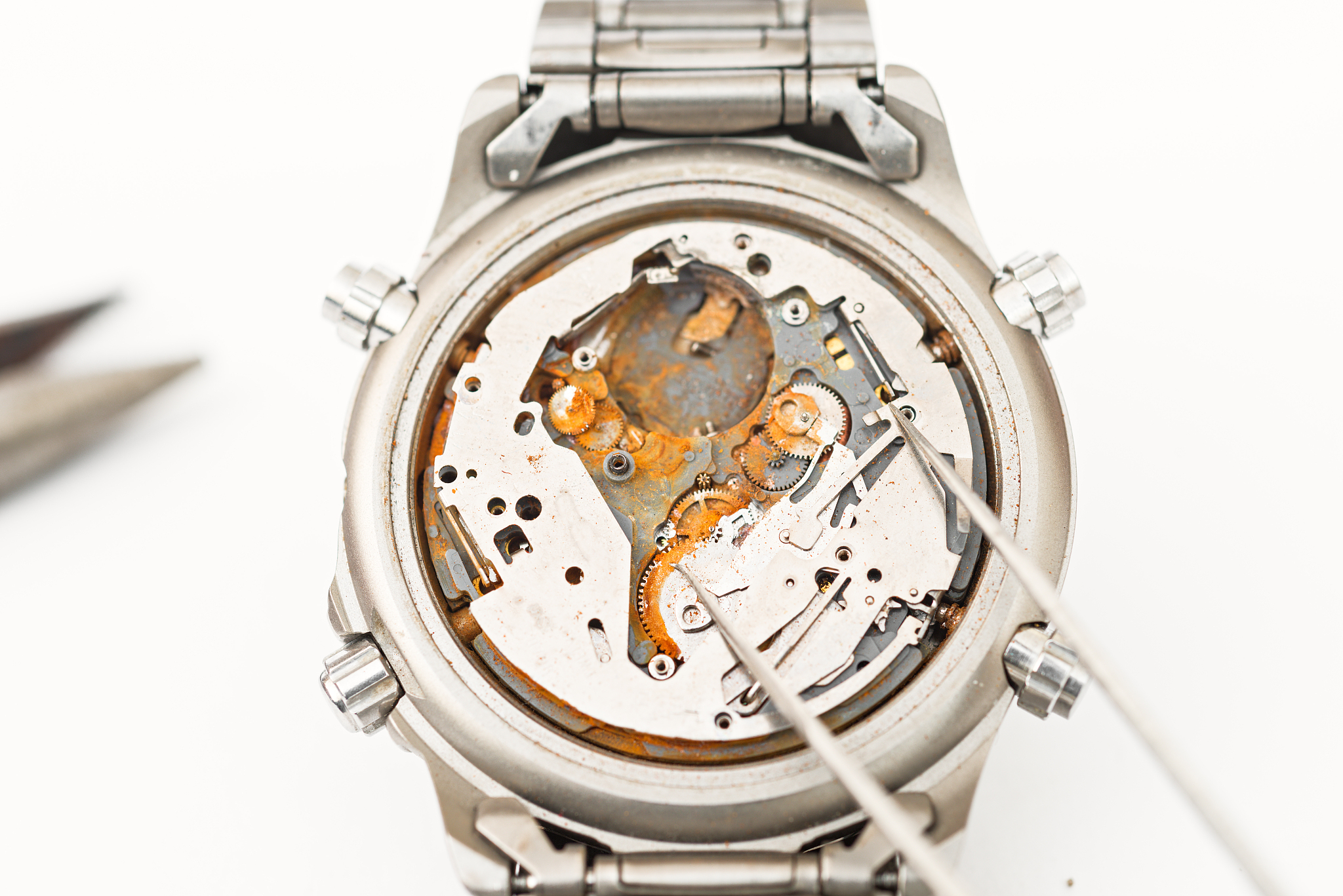 clock with rusty machinery