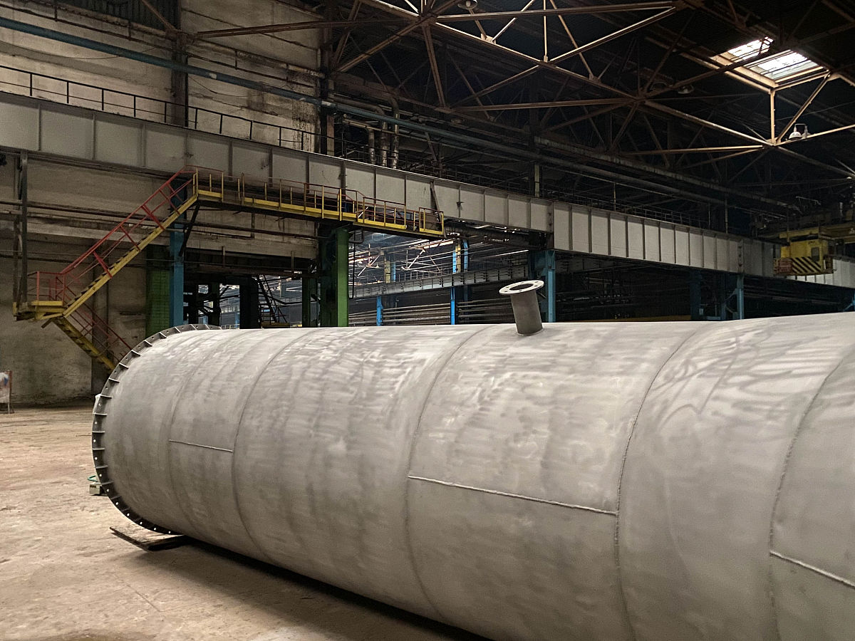 货物检验报告：码头筒仓货物霉变、流动性差