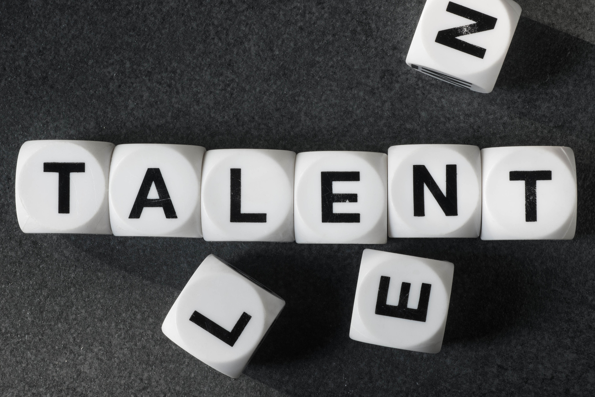 YJ 可以组成什么单词？答案揭晓！