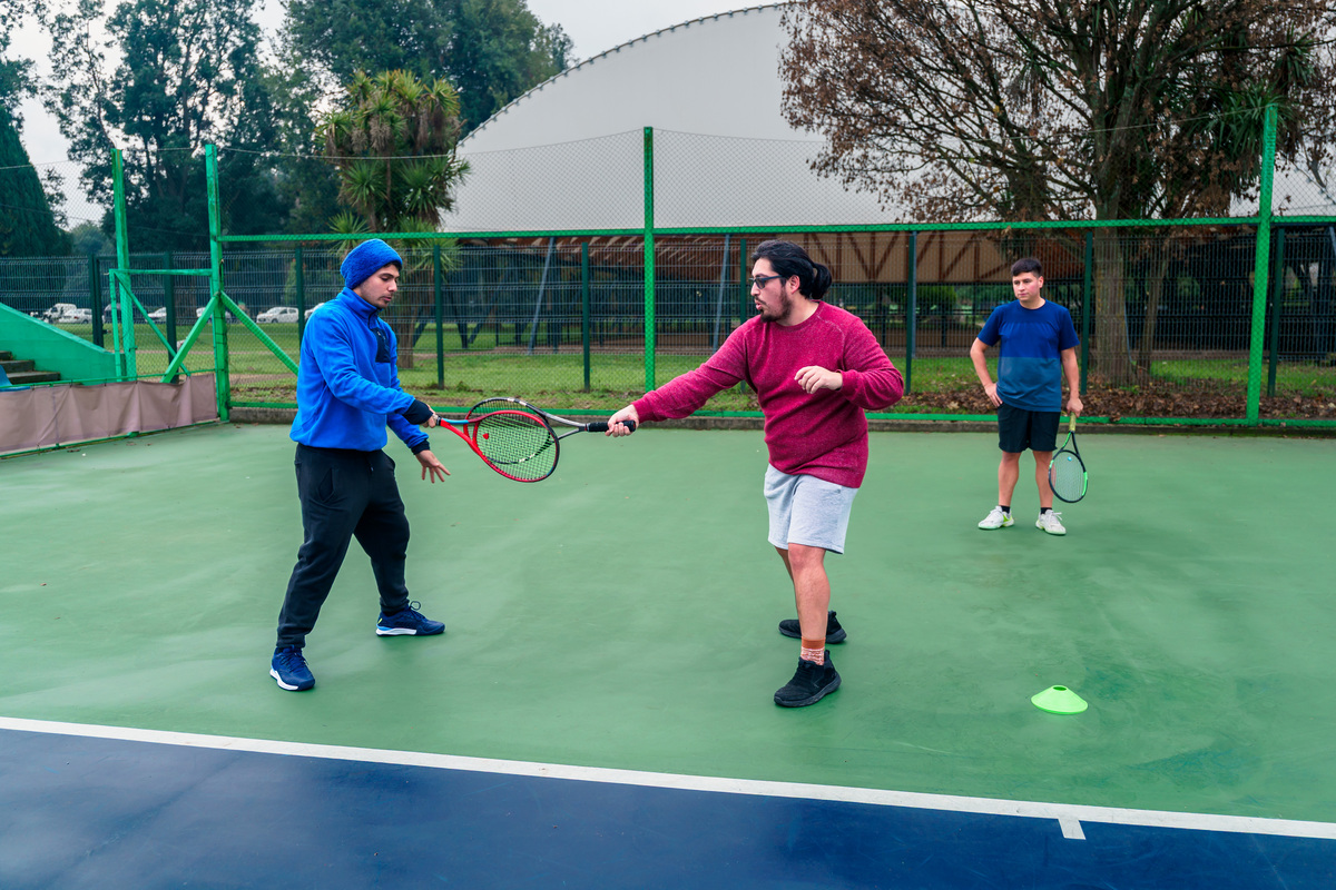 创新中小学短式网球线上培训：多媒体教学，寓教于乐，提升认知