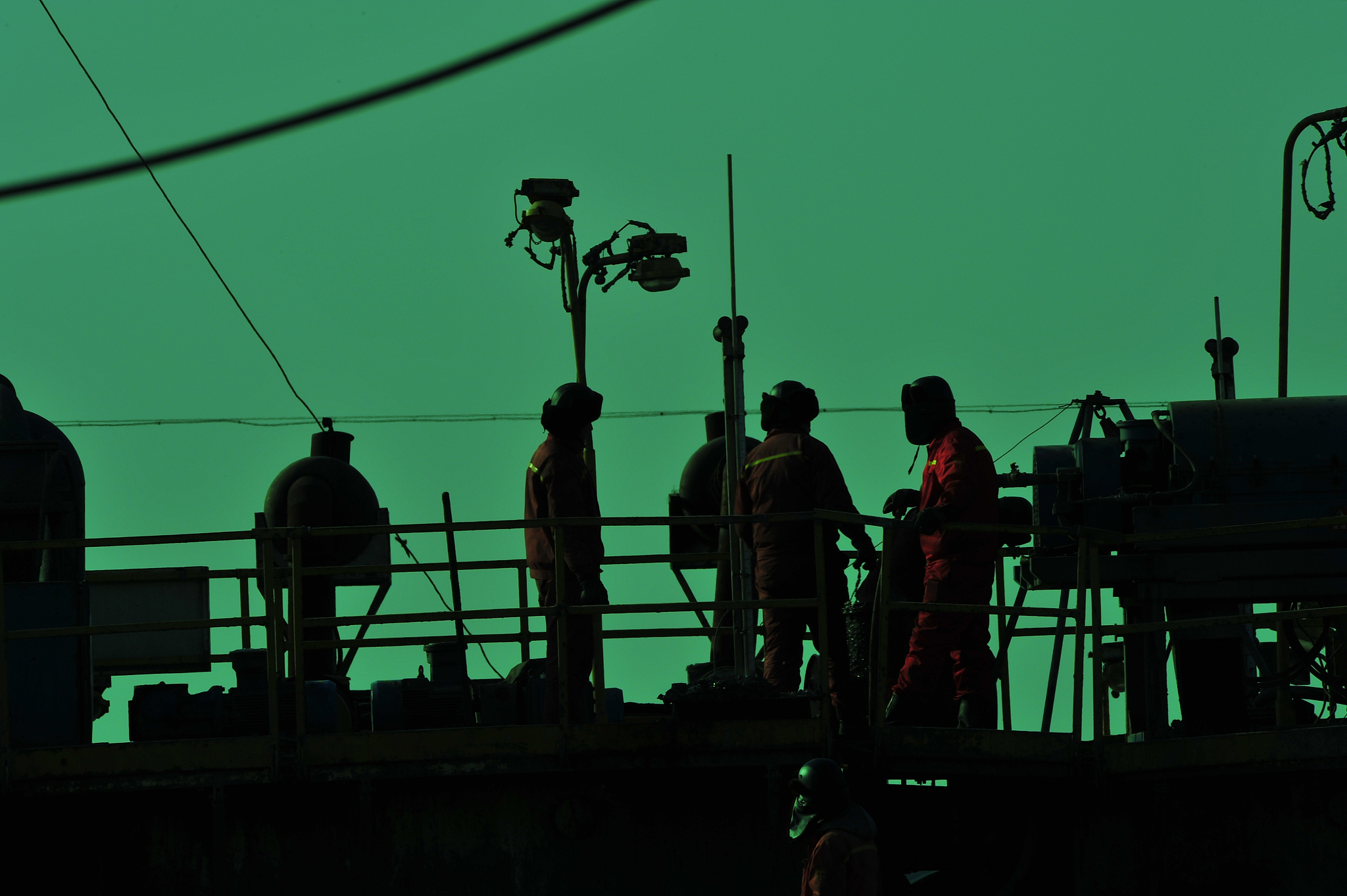 关于油田生产实习最后一天复习的实习日志