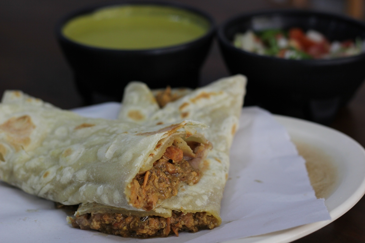 素馍夹菜热量多少？一份素馍夹菜热量分析