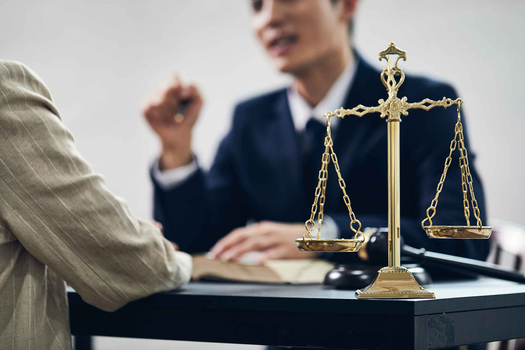 刑事案件辩护专家：如何选择优质律师团队？