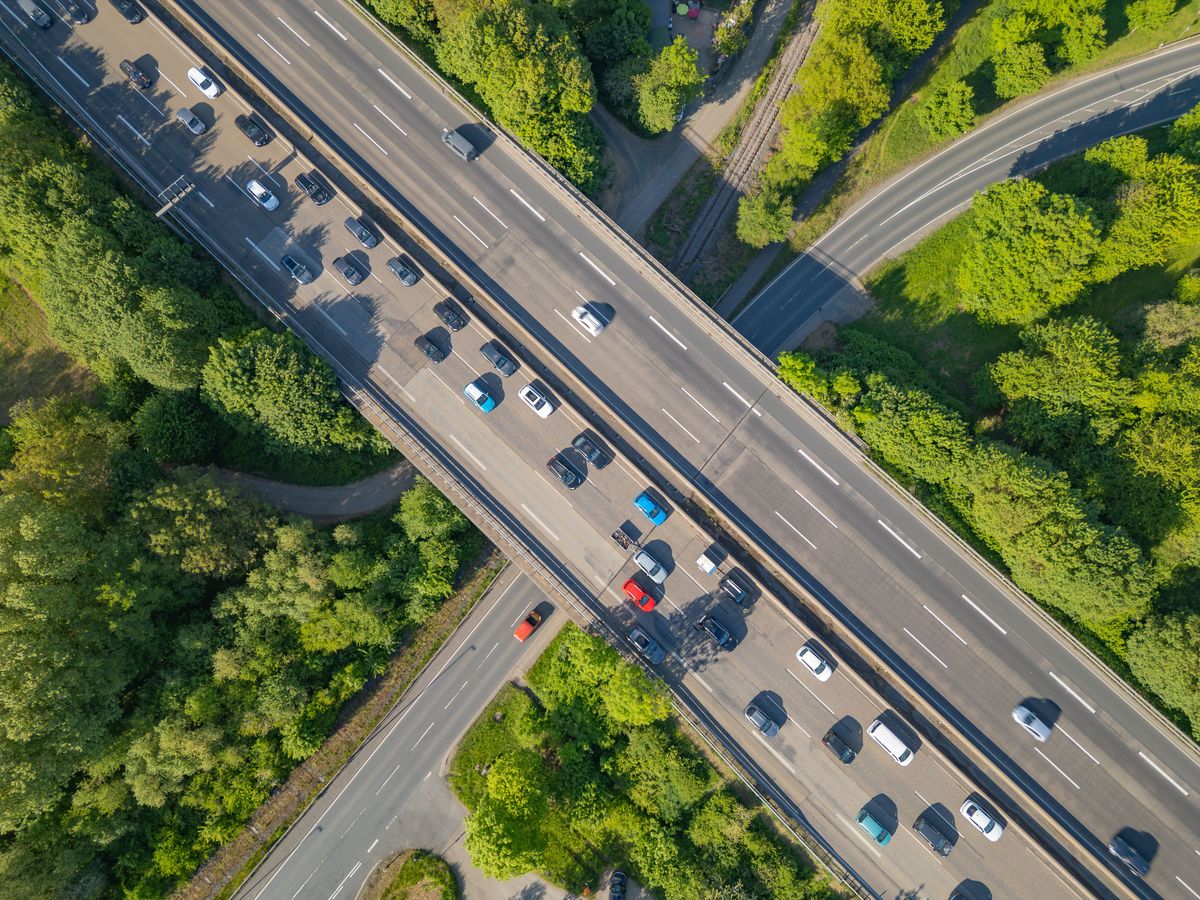 西安市东三环道路绿化设计：提升科学规范性，打造生态宜居城市