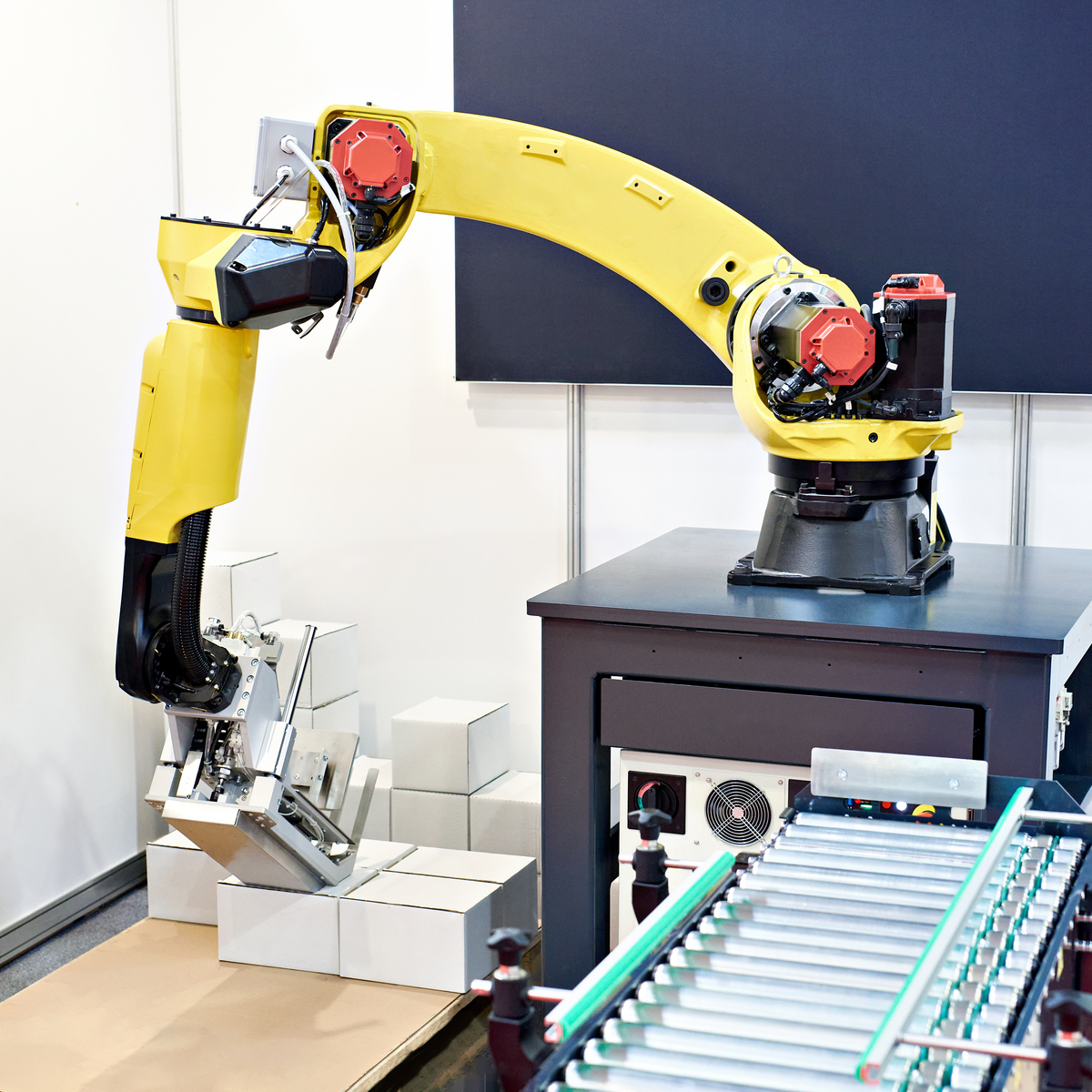 基于四轴机器人的自动装配系统