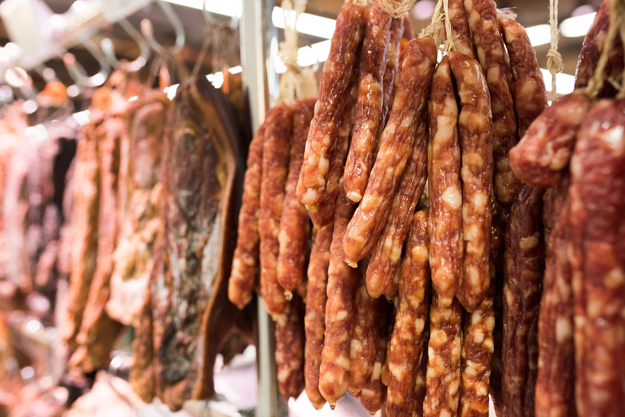 超市里的腊肠怎么看生熟，