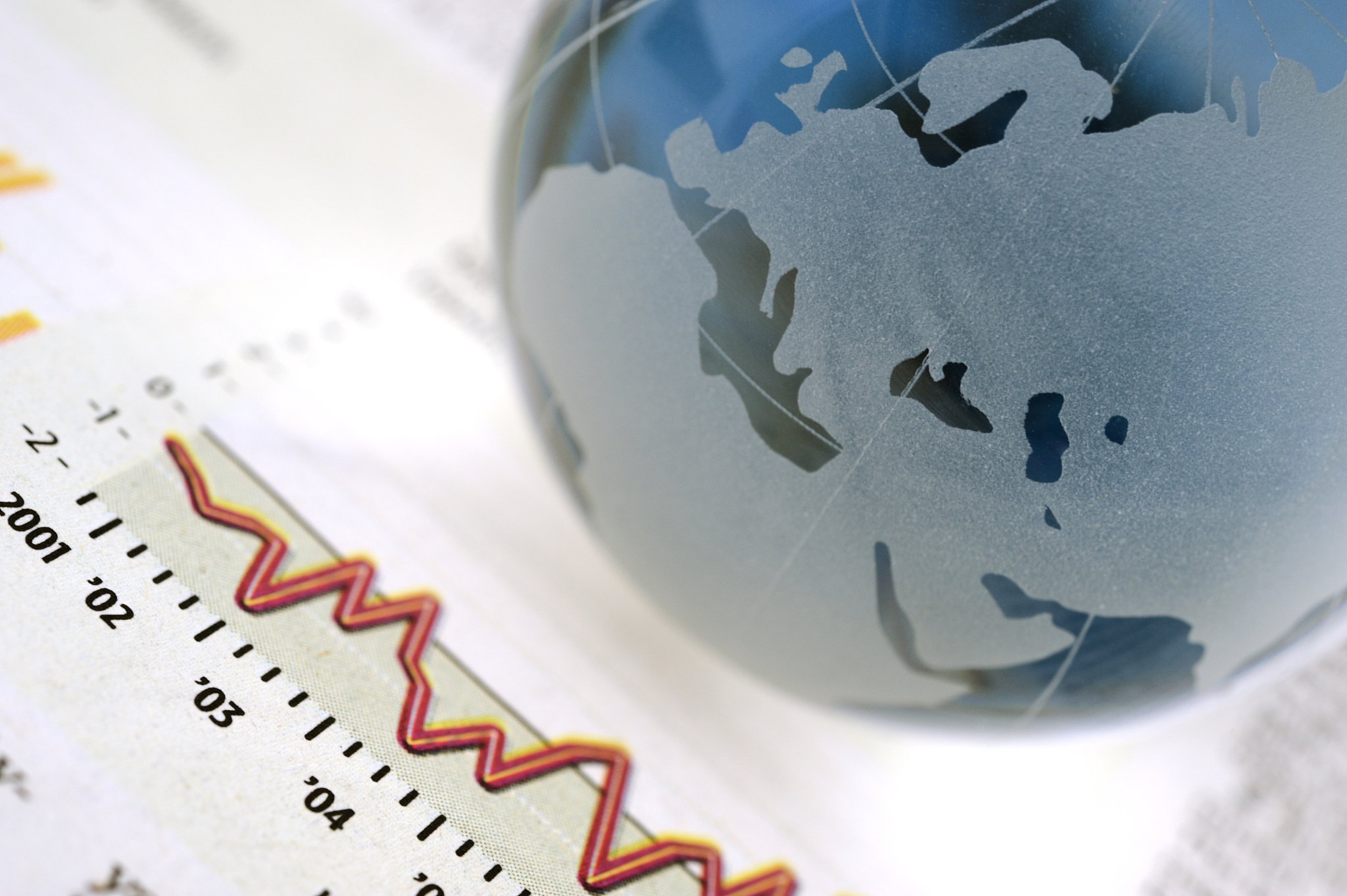 150字的向外贸公司的李老板寻求商务合作的英语作文