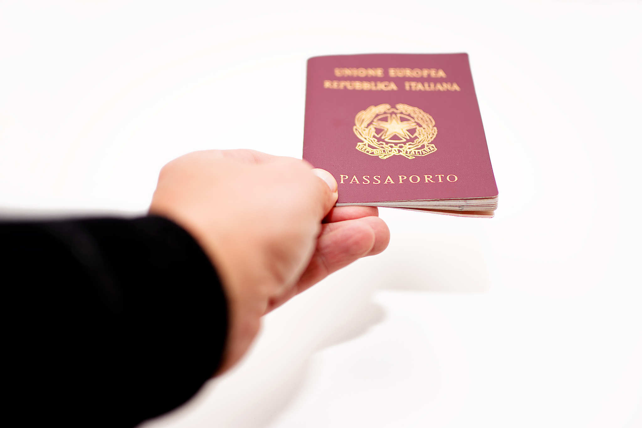 italian passport