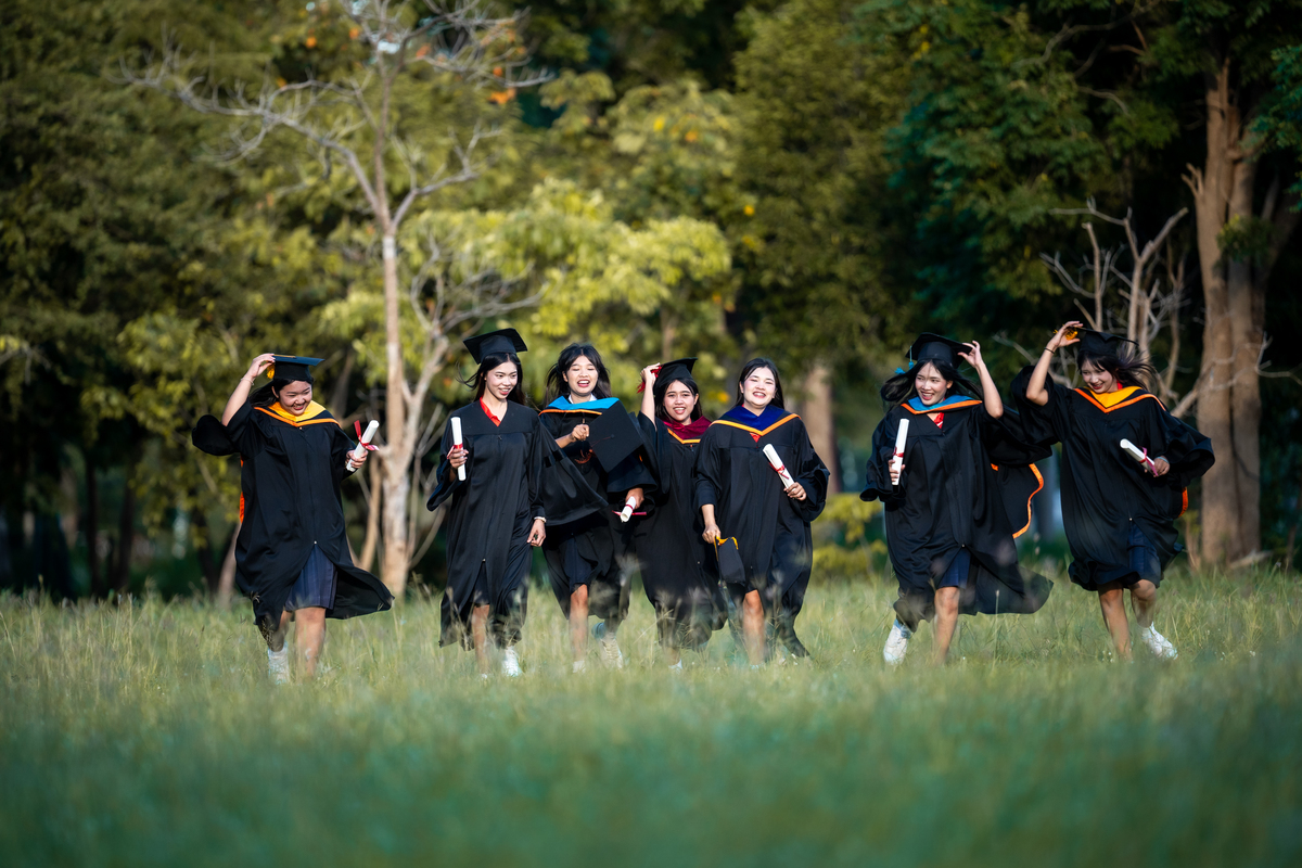 毕业照穿什么？好看才是王道！