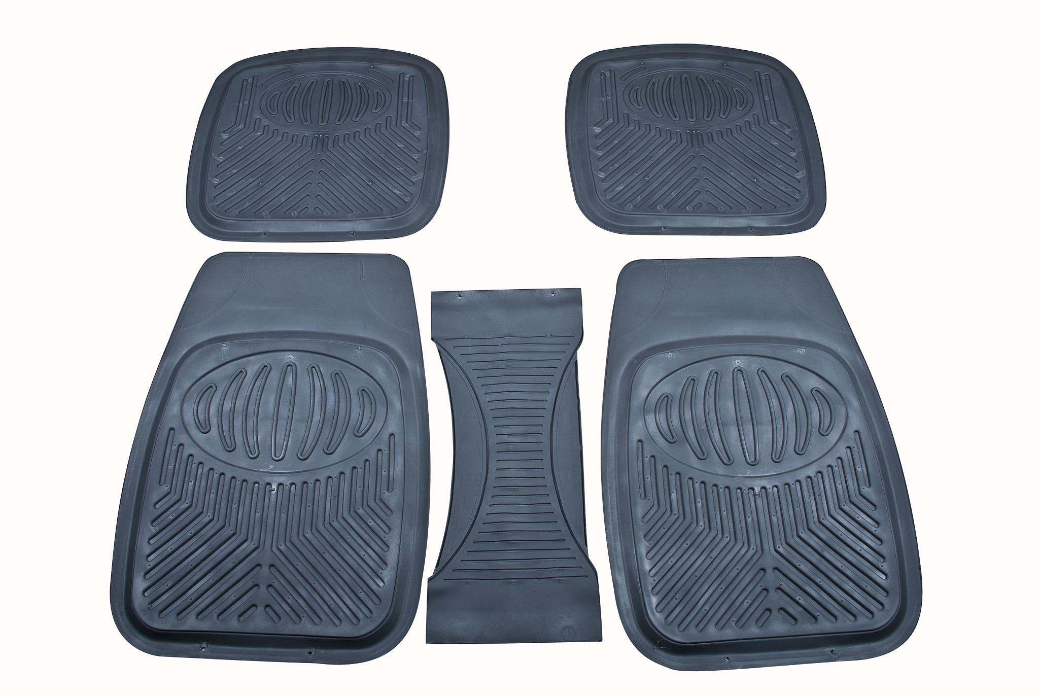 将以下内容优化为英文。这使我们能够提供廉价的汽车脚垫系列同时保持高水平的质量。