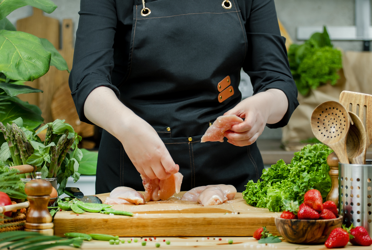 女生学烹饪：掌握技能，提升生活品质