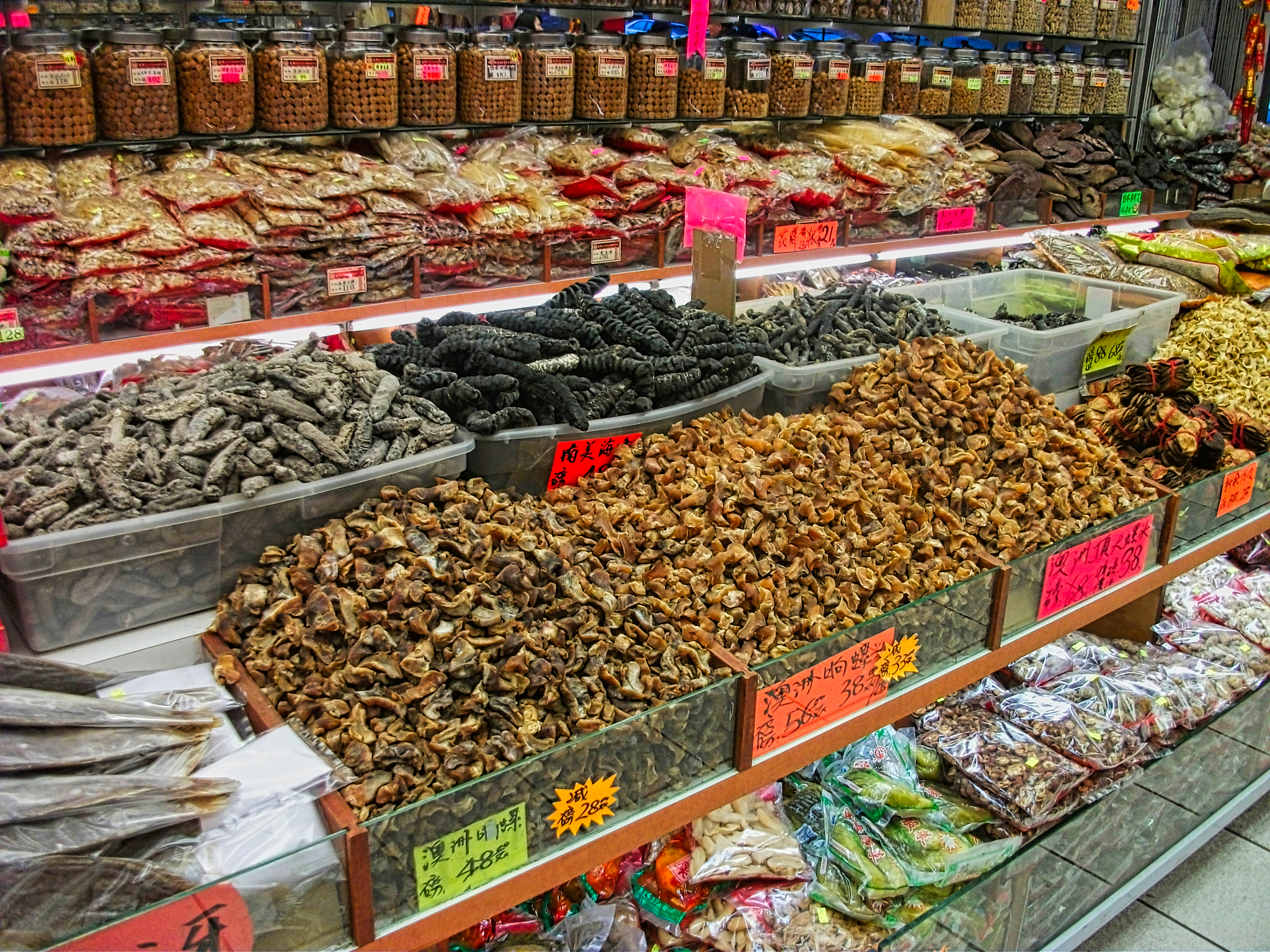 a japanese food market in tokyo