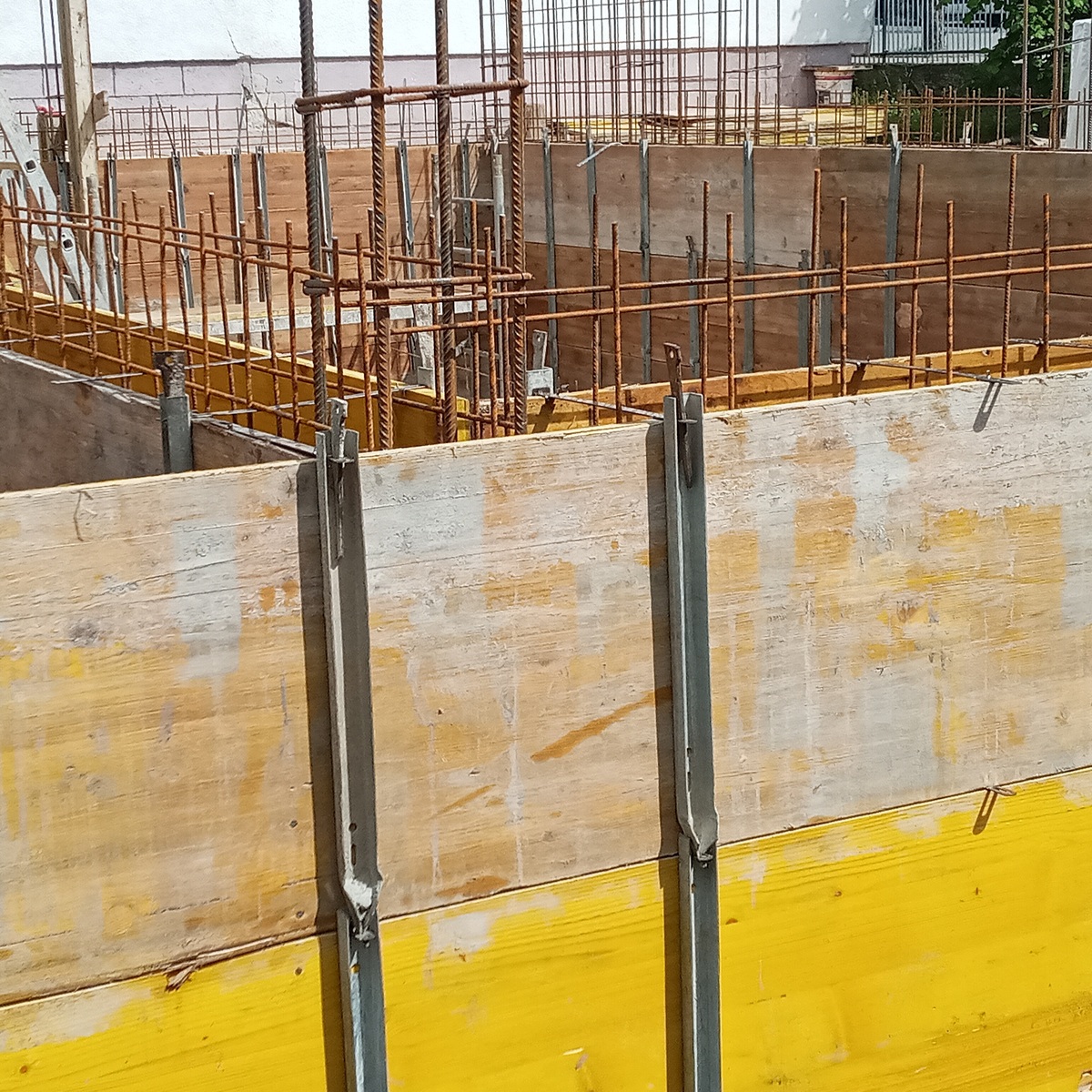 400x400地梁需要多少肢箍？详细解析