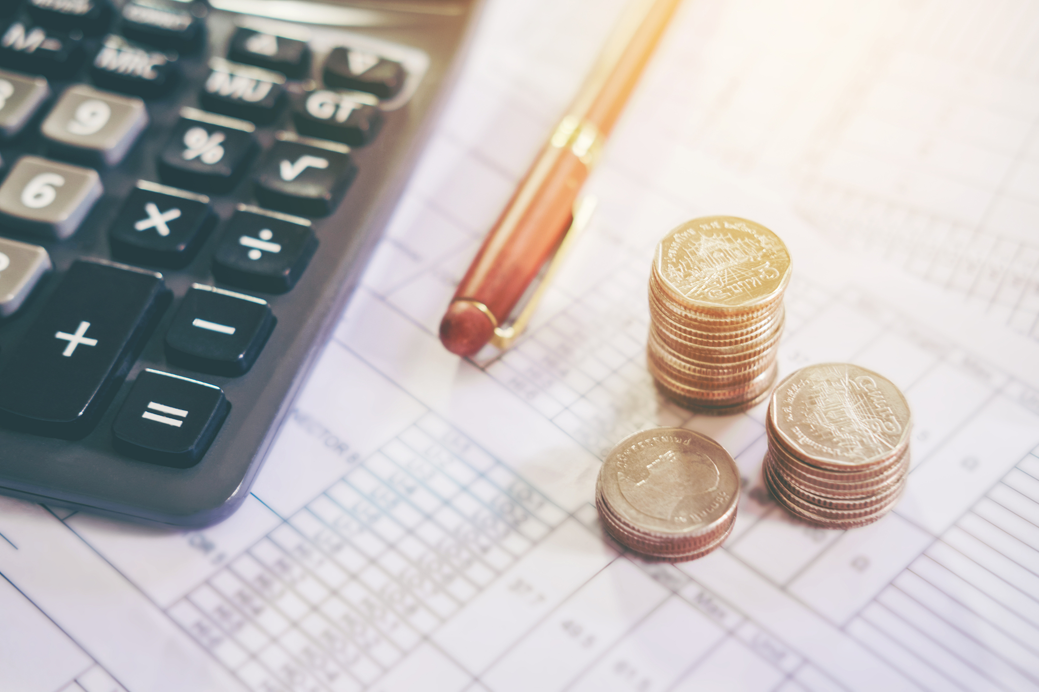 在赔偿处理中举例说明计算方法。