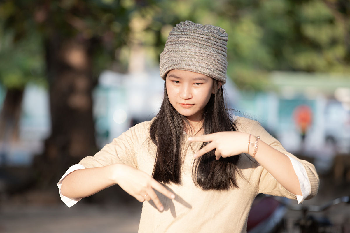 亚洲少女