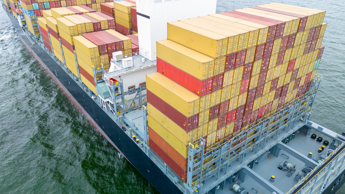 Liner Shipping Industry: Overview, Challenges, and Future Prospects