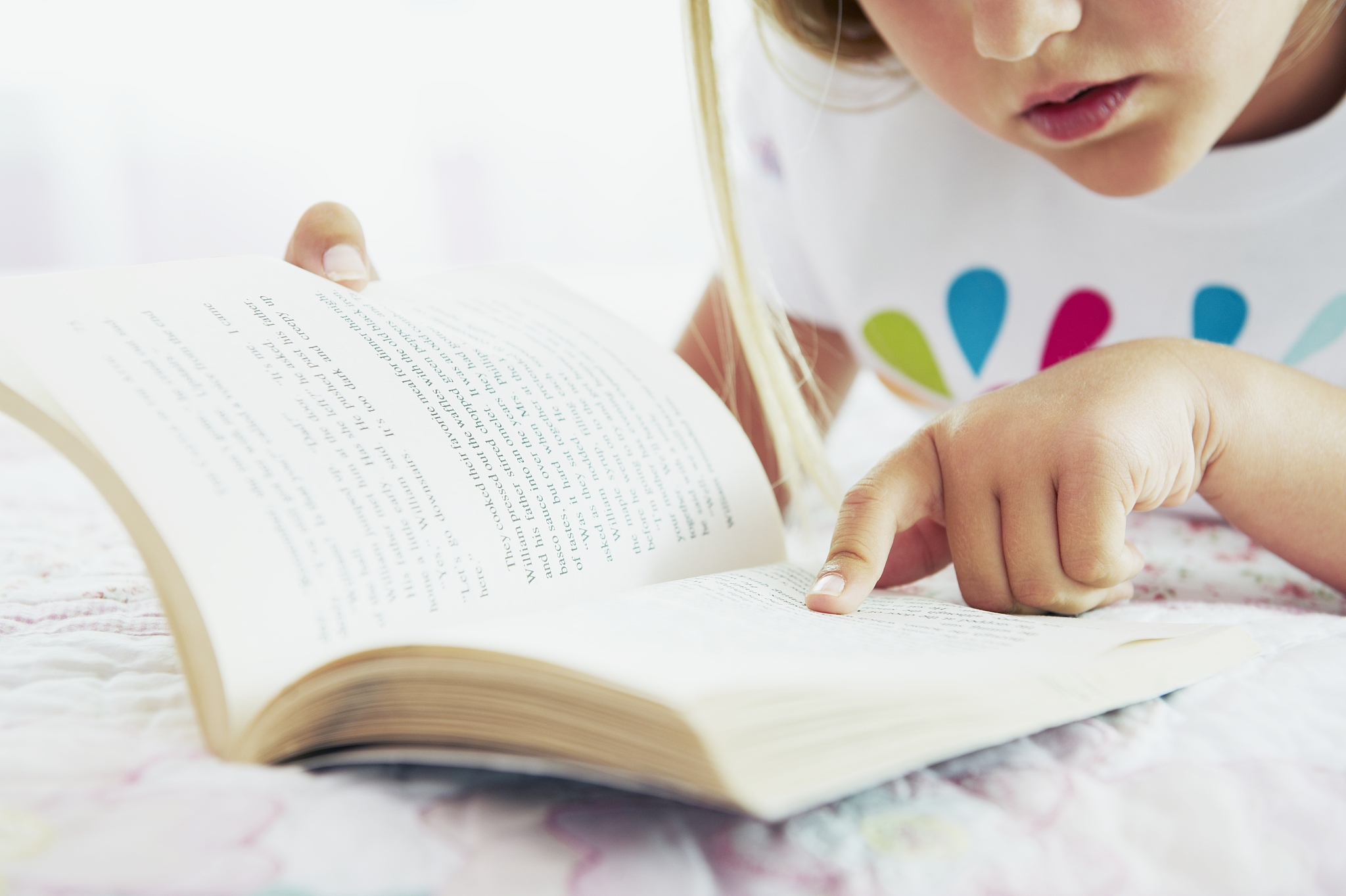 girl reading