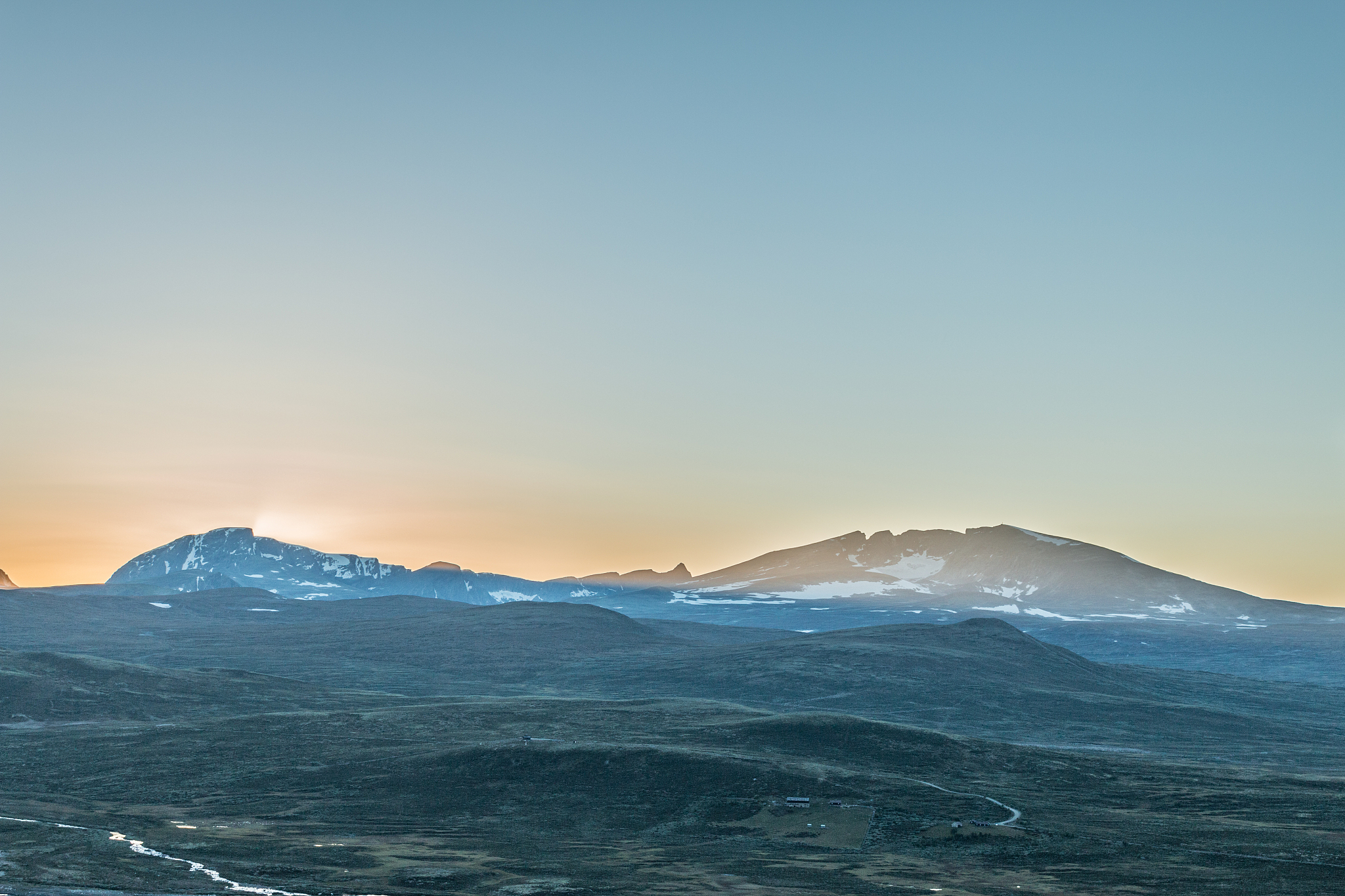 写一篇中小企业管理系统设计论文