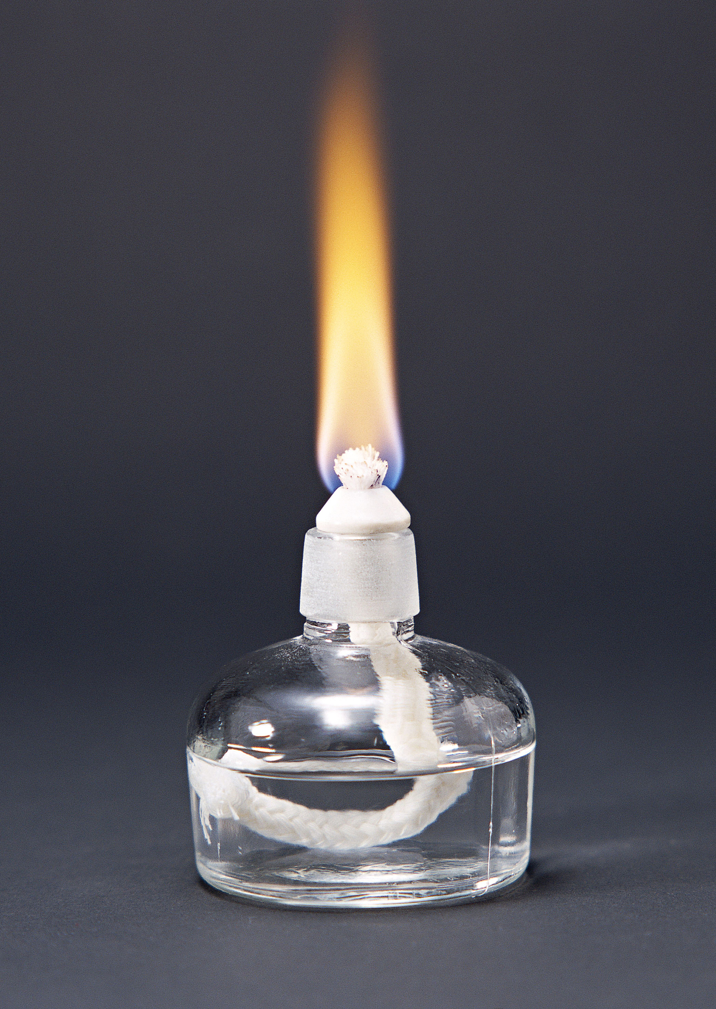 酒精灯是化学实验中最常用的爆炸工具