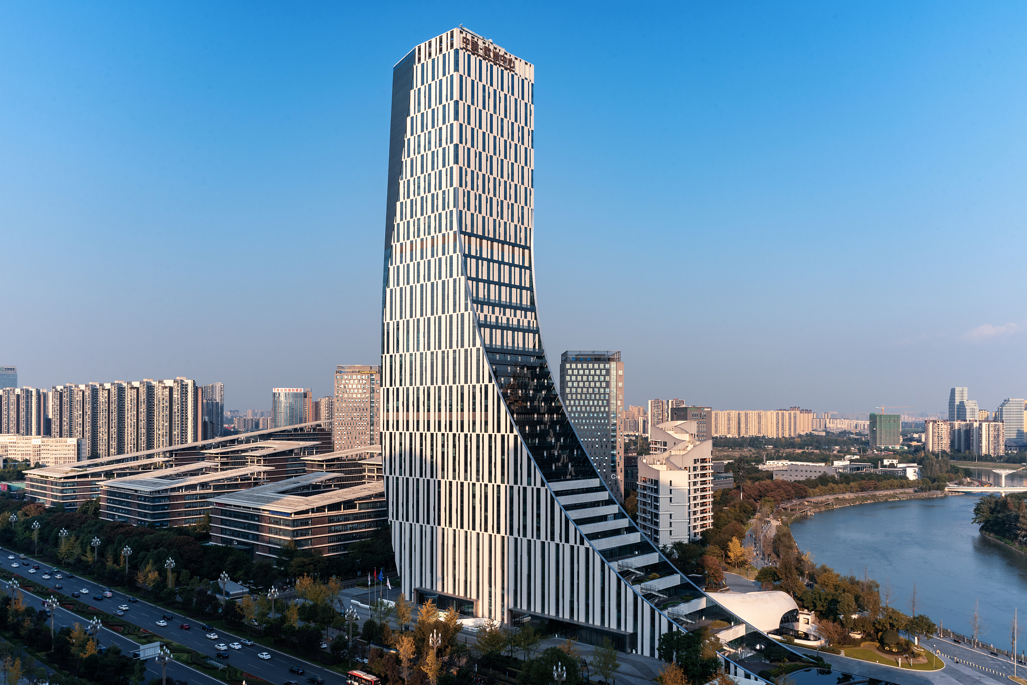 关于四川成都如何办理建筑资质内容生动