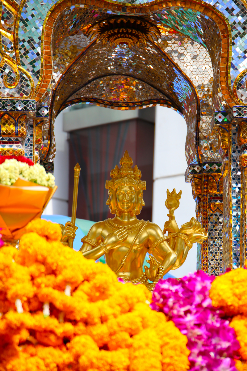 泰国拜佛注意事项：尊重信仰、遵守礼仪 - 旅行必读
