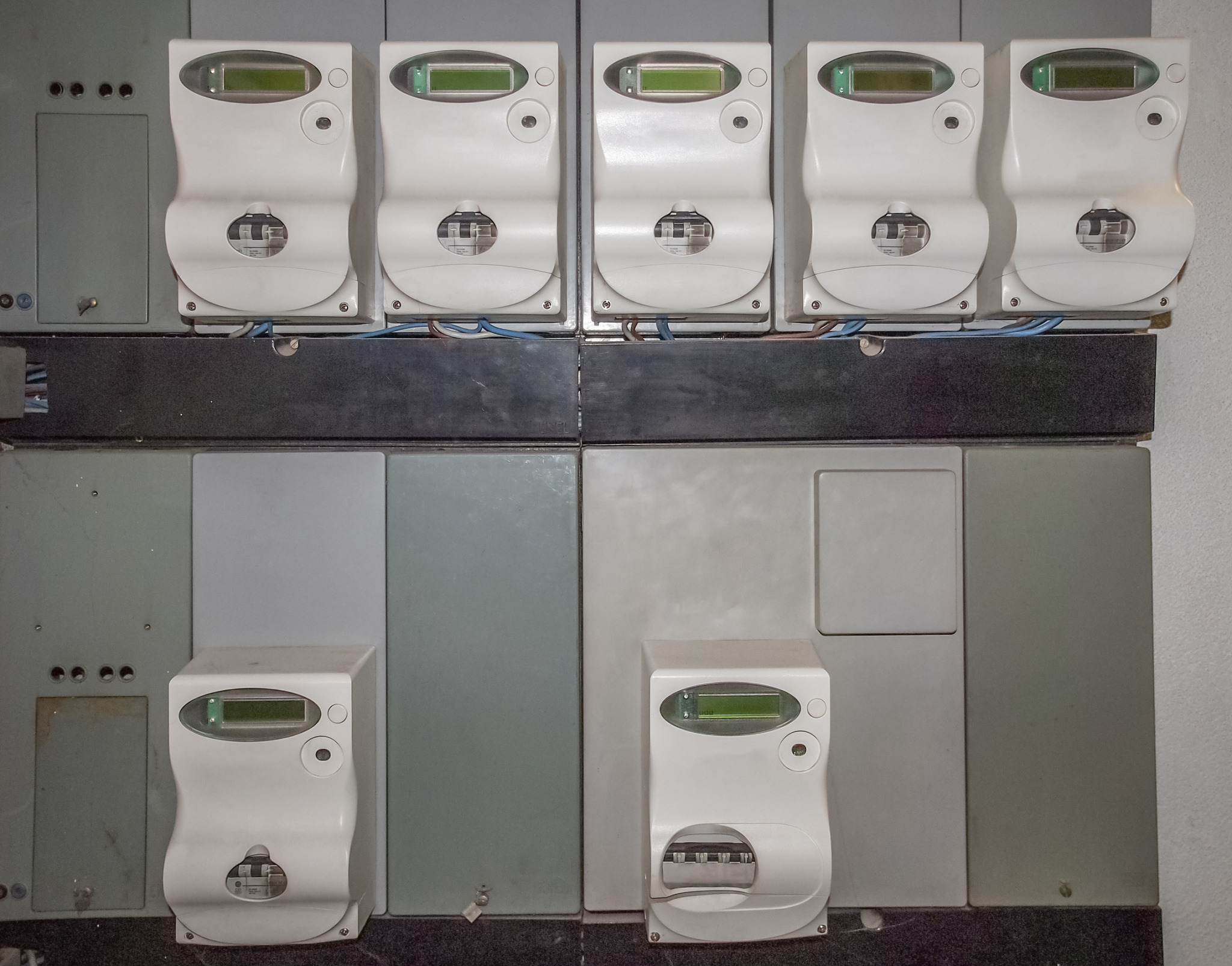 列出我国节水节能专用设备包含设备名称	设备类别	应用领域	执行标准	性能参数