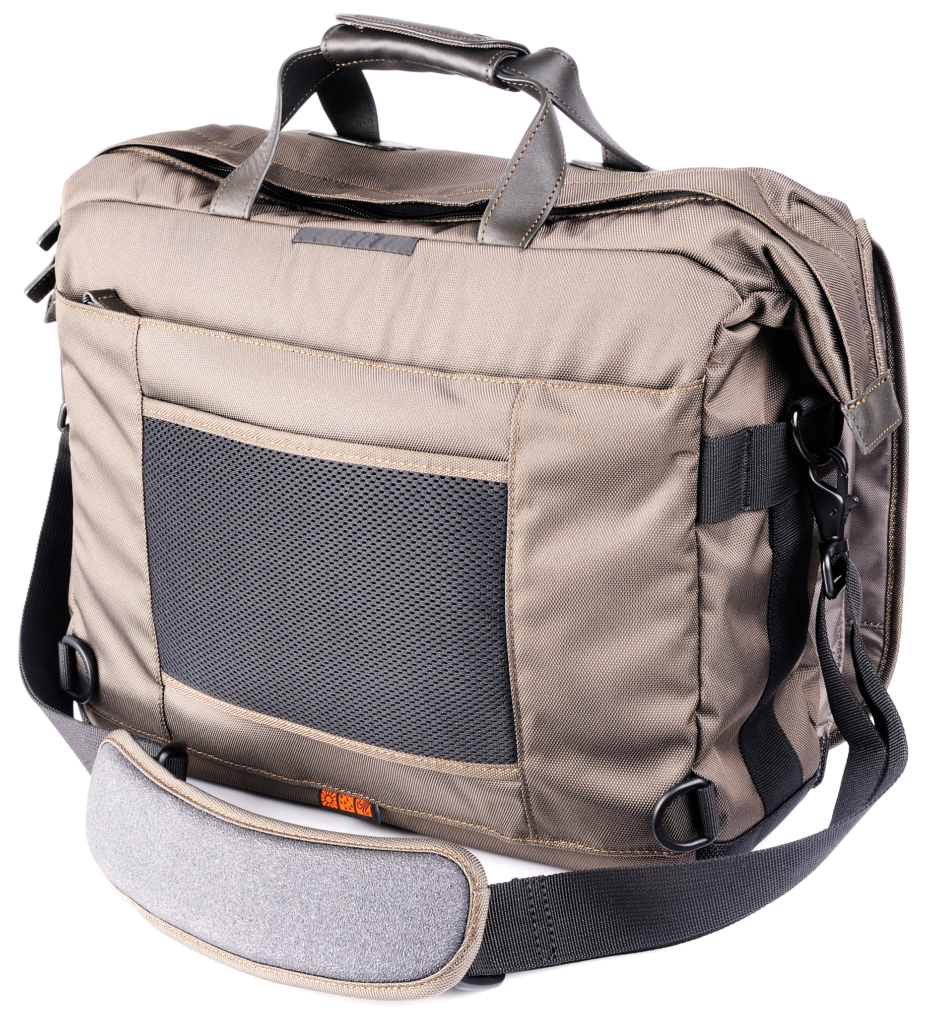 销售健身手提包请生成商品标题、描述、客户好评