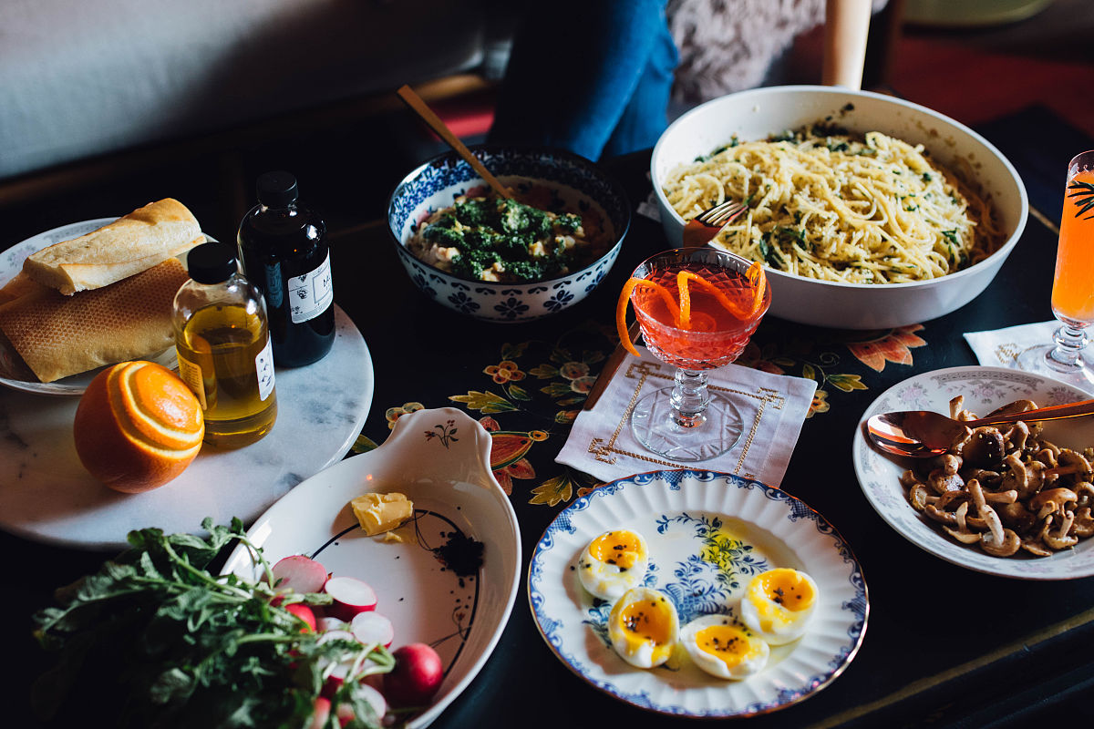 好酒配美食，更重要的是与爱人分享！