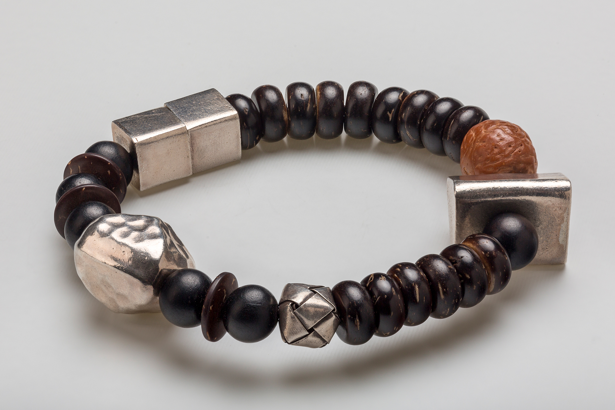 重庆市潼南恩威职业高级中学校珠宝玉石加工与营销专业到底行不行设有哪些课程