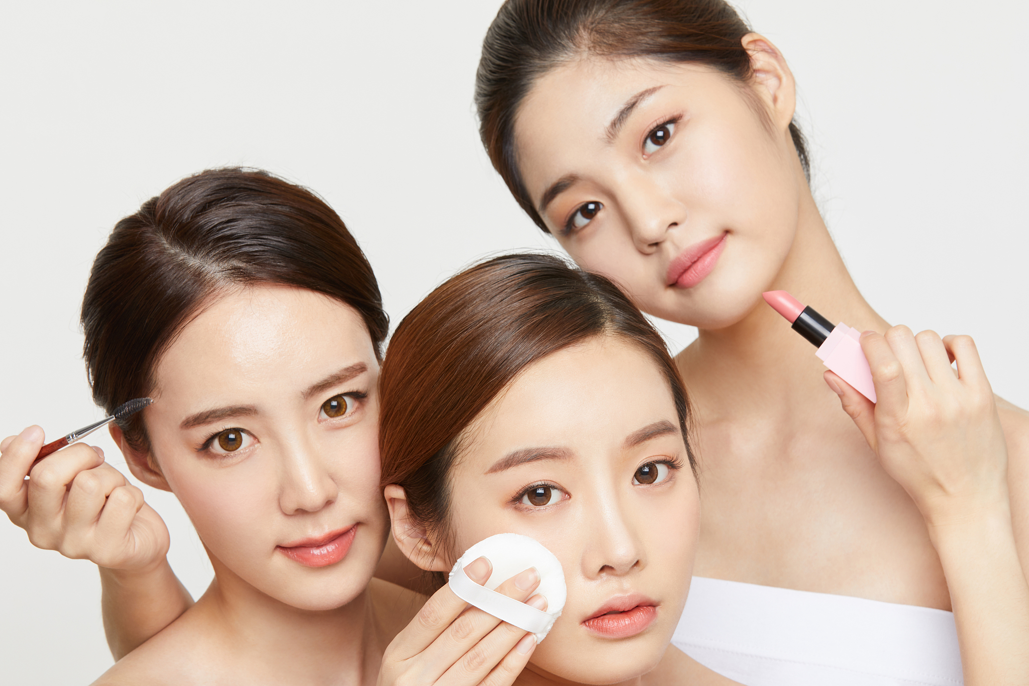 生成一段美容行业直播的文案不少于400字