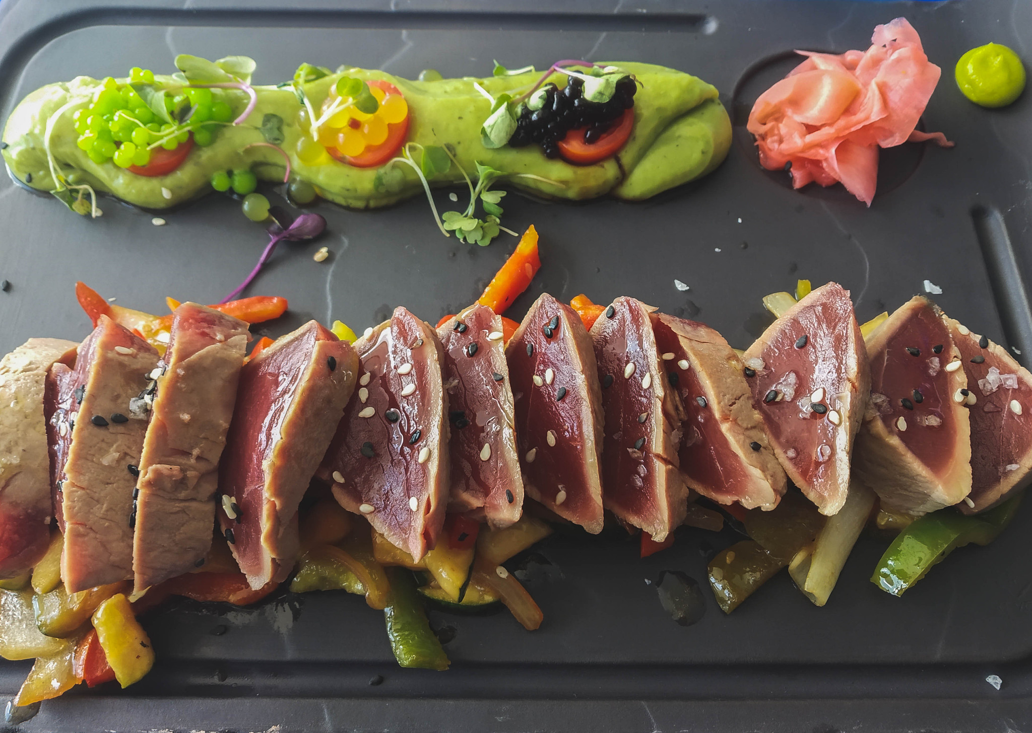 red tuna tataki with avocado sauce