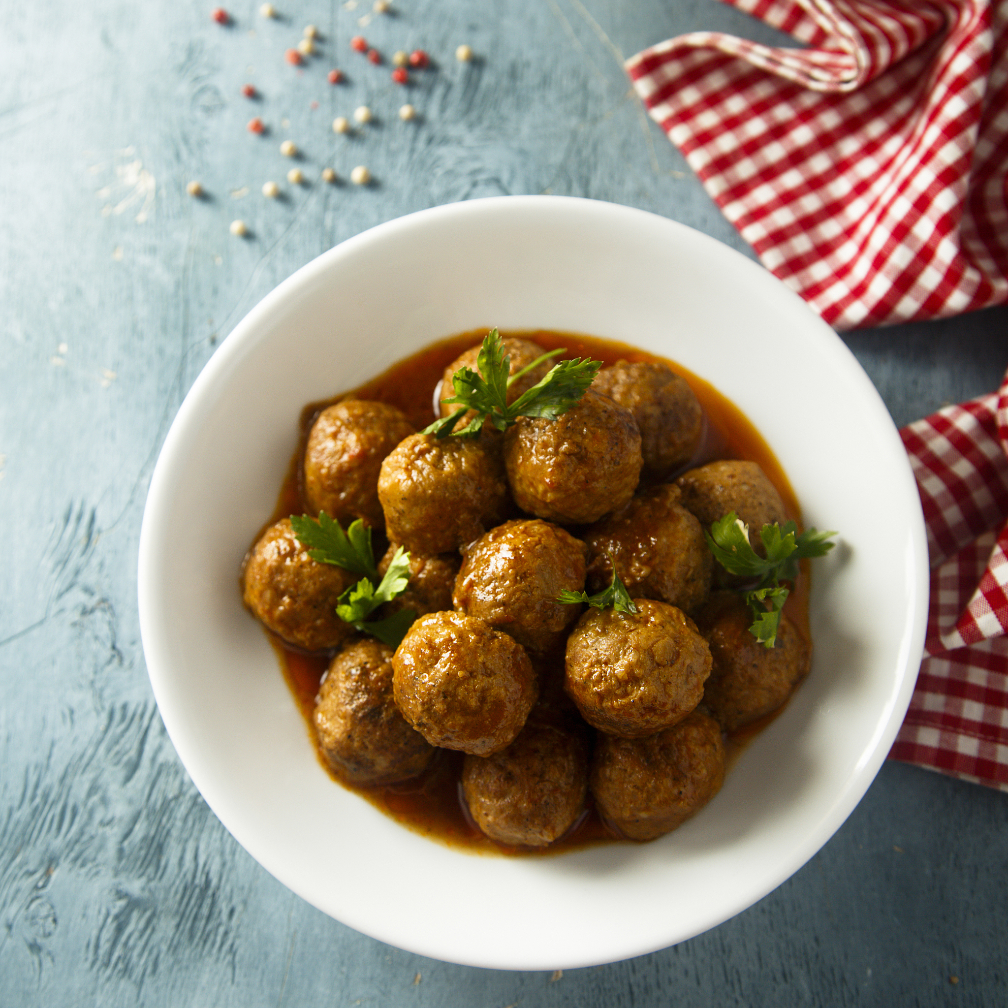 meatballs with tomato sauce