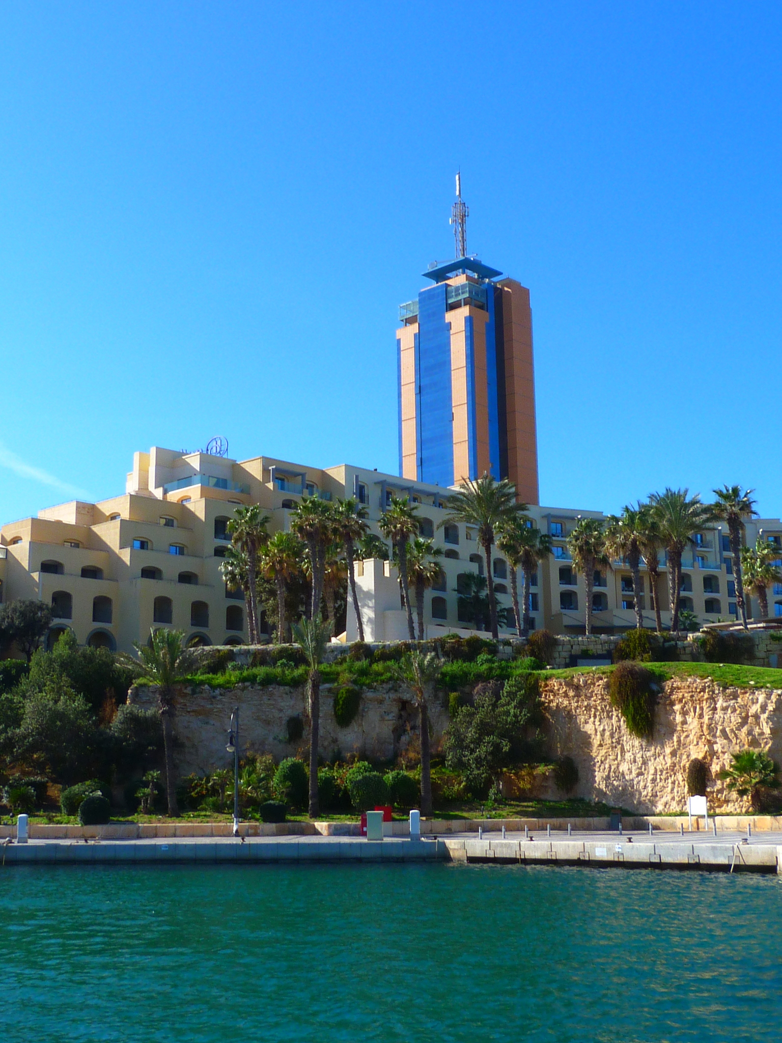 harga 12 liter bahan bakar premium