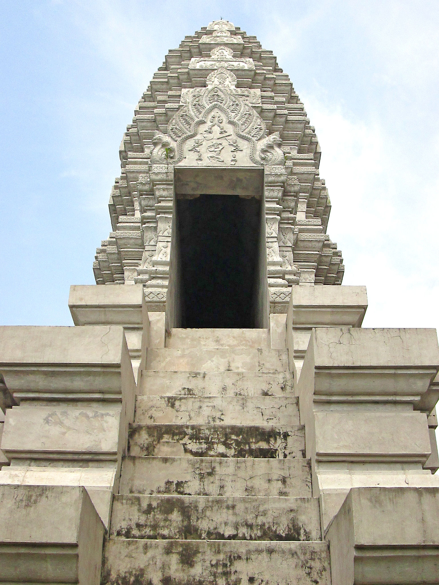 请把山庙翻译成古英语