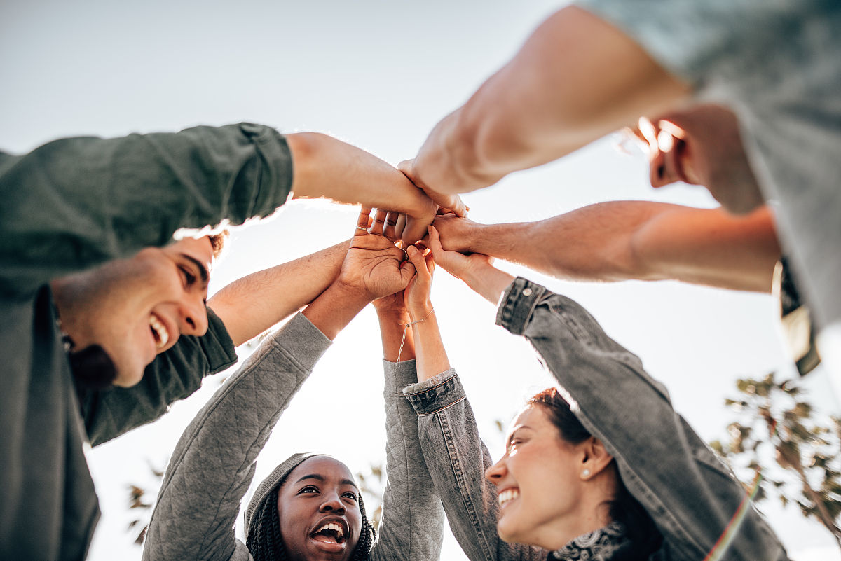 兄弟情义：亲密关系的纽带与相互扶持的力量