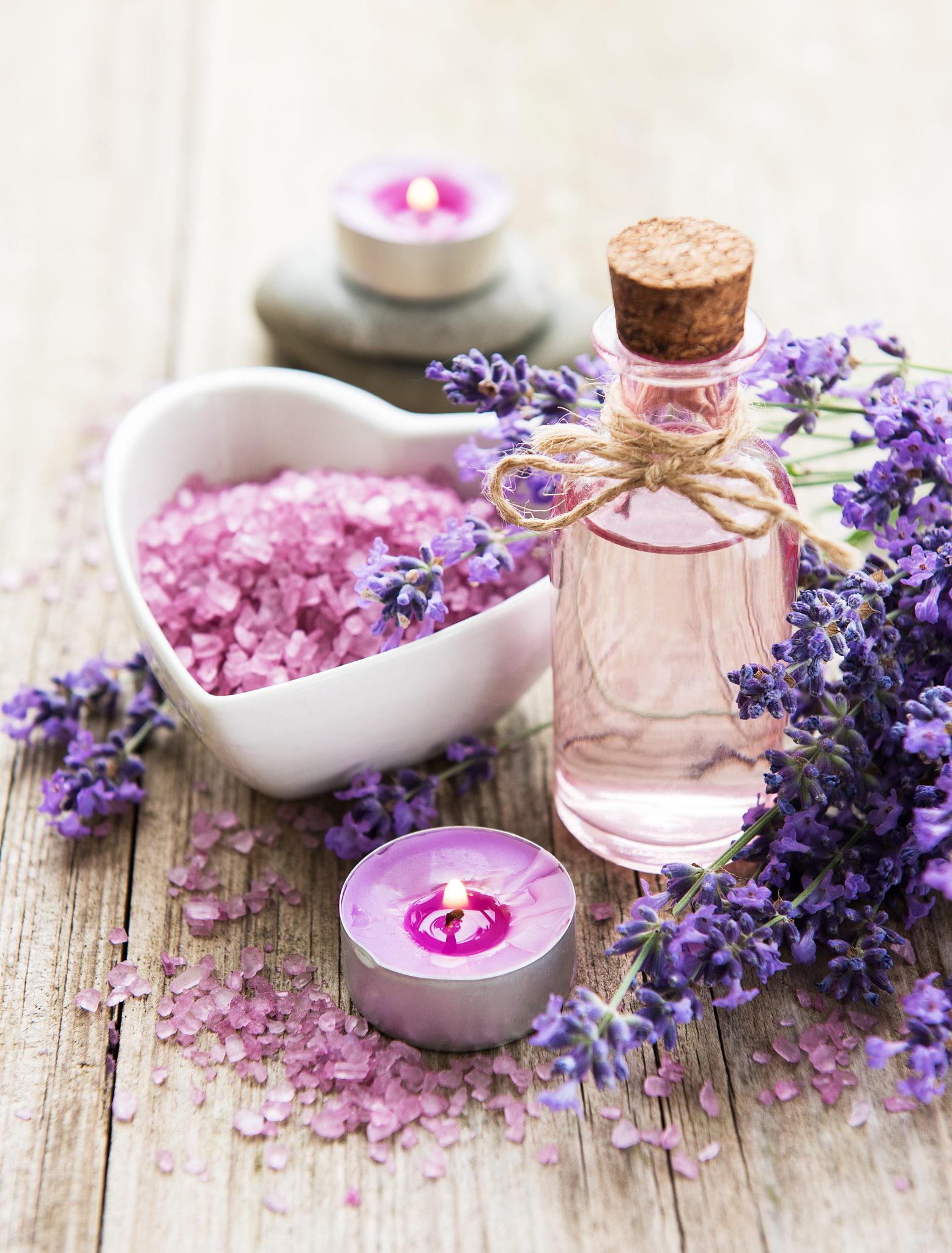 容易泛红的肌肤适合用什么护肤品？