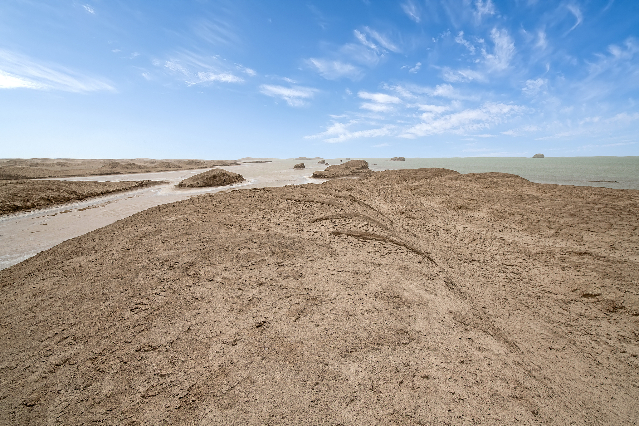 the dirt road of the water yada geopark