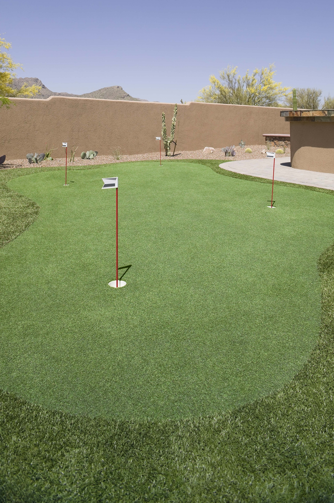 我很高兴为您服务请问有什么可以帮到您的吗？请对下面这段文字进行降重 请对下面这段文字进行降重请帮忙修改以下文字以减少重复：「请对下面这段文字进行降重」。请对下面这段文字进行降重 草坪的密度指单位面积上草坪草的个体数或枝条数用株cm2或枝条cm2来表示通常用枝条数比用株数表示密度意义更大。进行测定时一般采用小样方法。在小区内设置3个10cm×10cm的样方数取每个样方内草坪草的枝数然后算出单位面积的