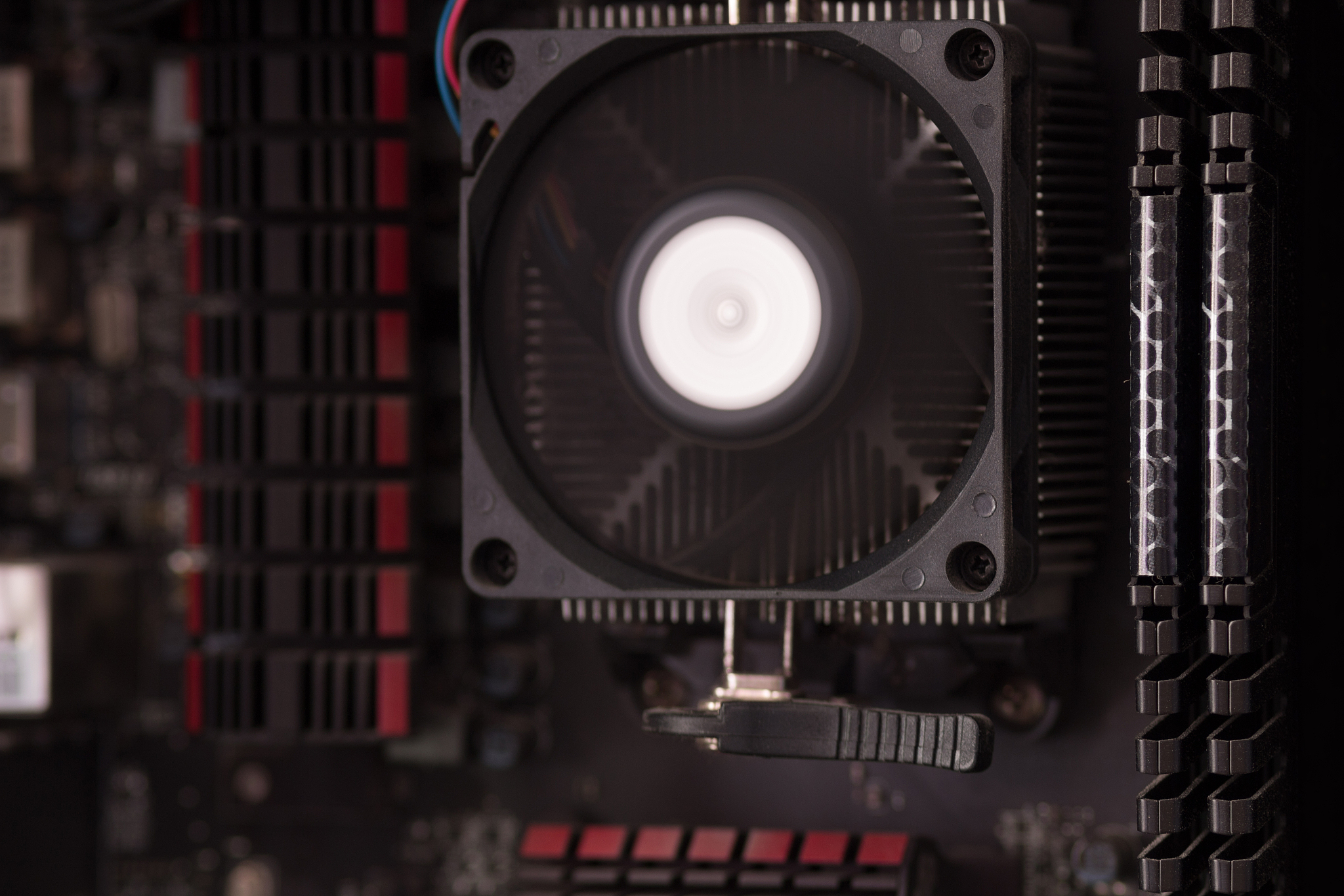 机械革命游戏本配置