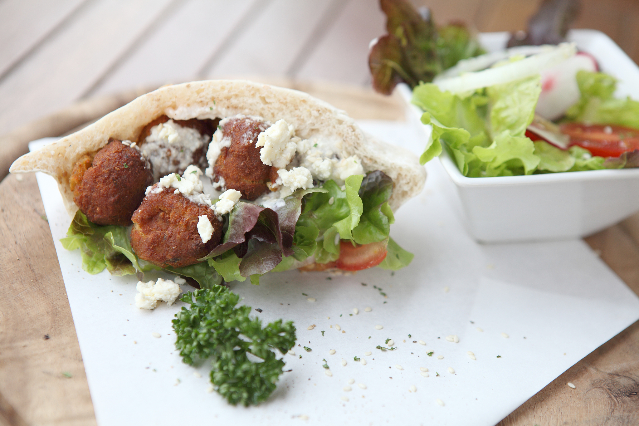 falafel in a pita