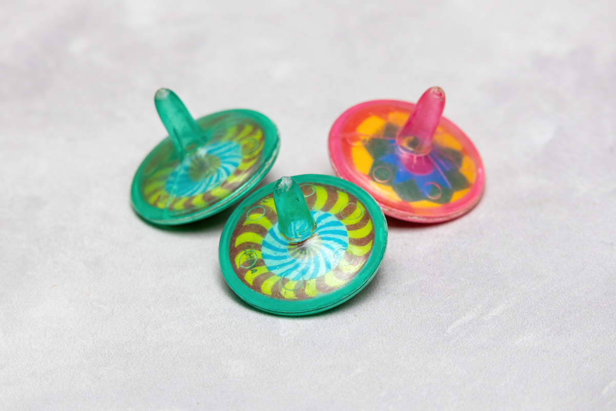 重温童年趣事：五个人的欢乐回忆