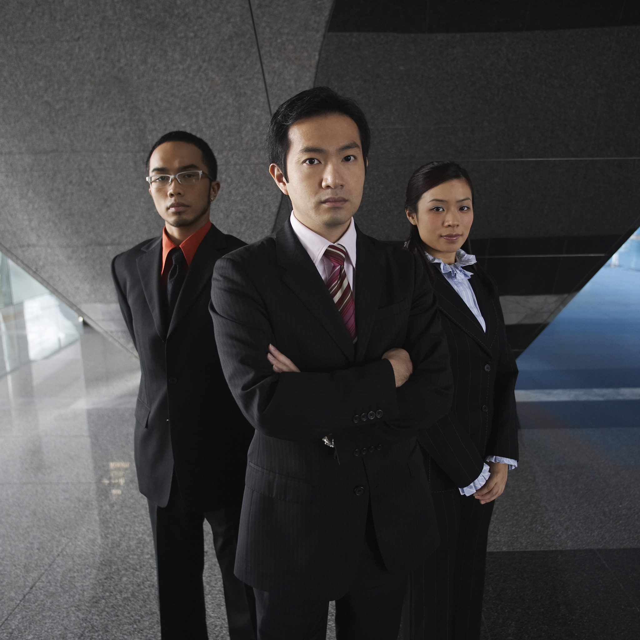 刑事案件，选择律师团队的五大要素：刘校逢律师为您解惑